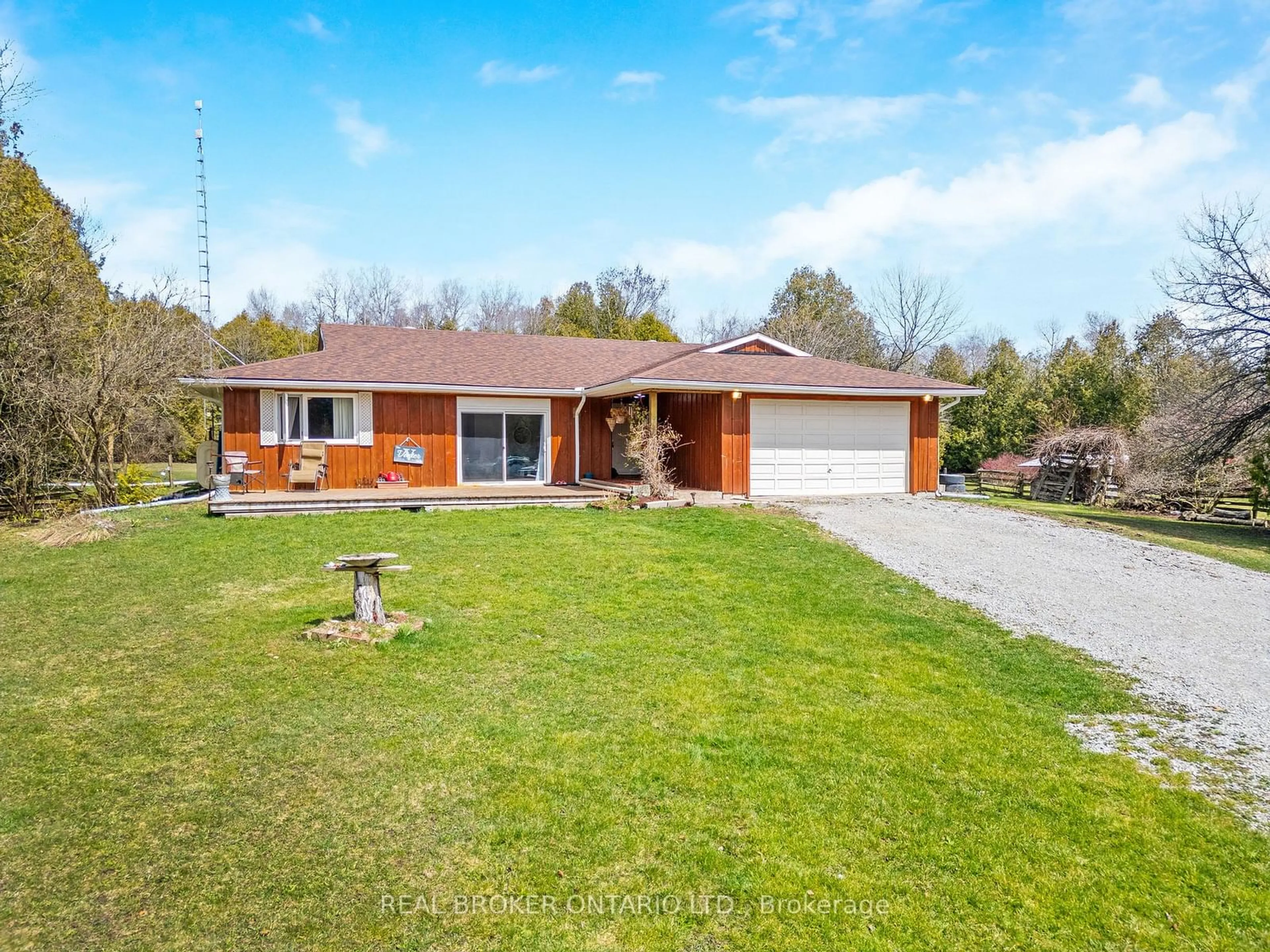 Frontside or backside of a home, cottage for 6135 Second Line, Erin Ontario L0N 1N0