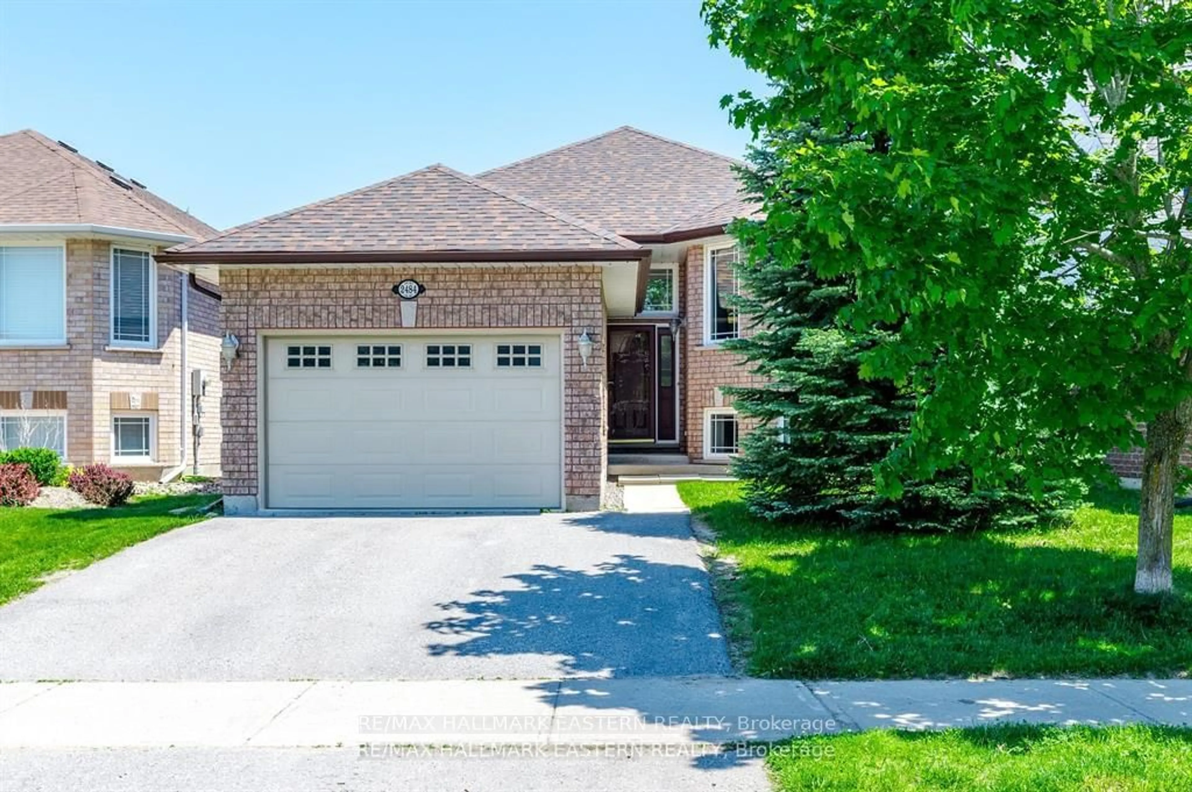 Frontside or backside of a home, cottage for 2484 Denure Dr, Peterborough Ontario K9K 2M3