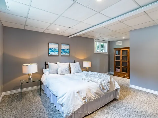 Additional property image - 355 Golf Links Rd
