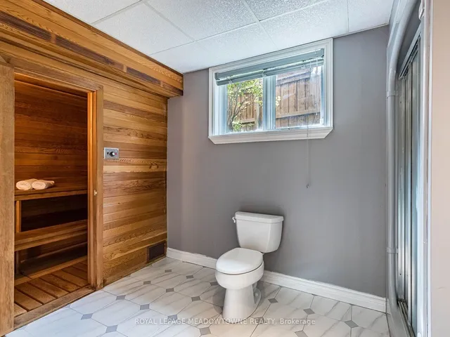Additional property image - 355 Golf Links Rd