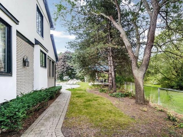 Additional property image - 355 Golf Links Rd