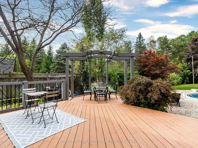 Additional property image - 355 Golf Links Rd