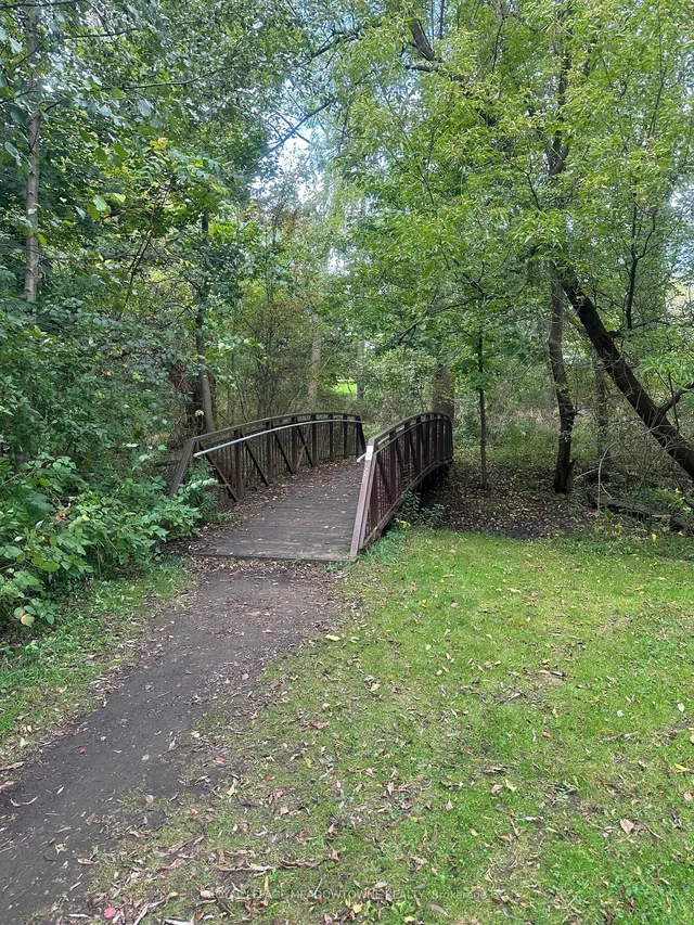 Additional property image - 355 Golf Links Rd