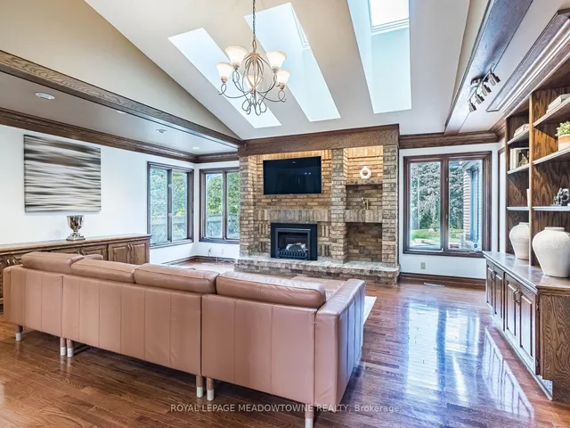 Additional property image - 355 Golf Links Rd