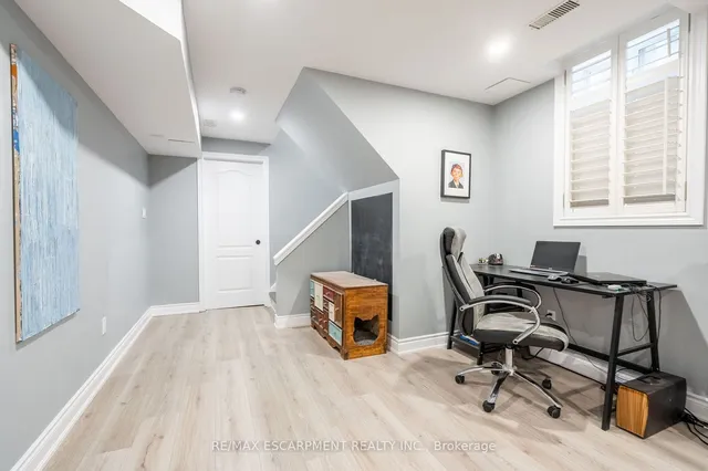 Additional property image - 71 Joshua Ave