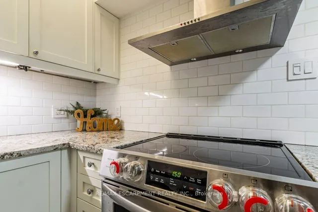Additional property image - 50 Main St Unit 405