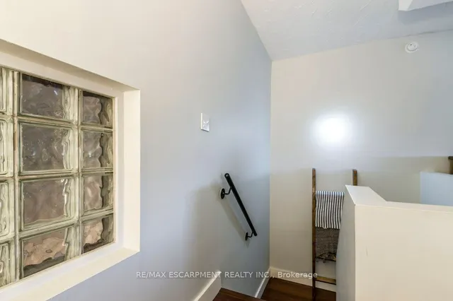 Additional property image - 50 Main St Unit 405