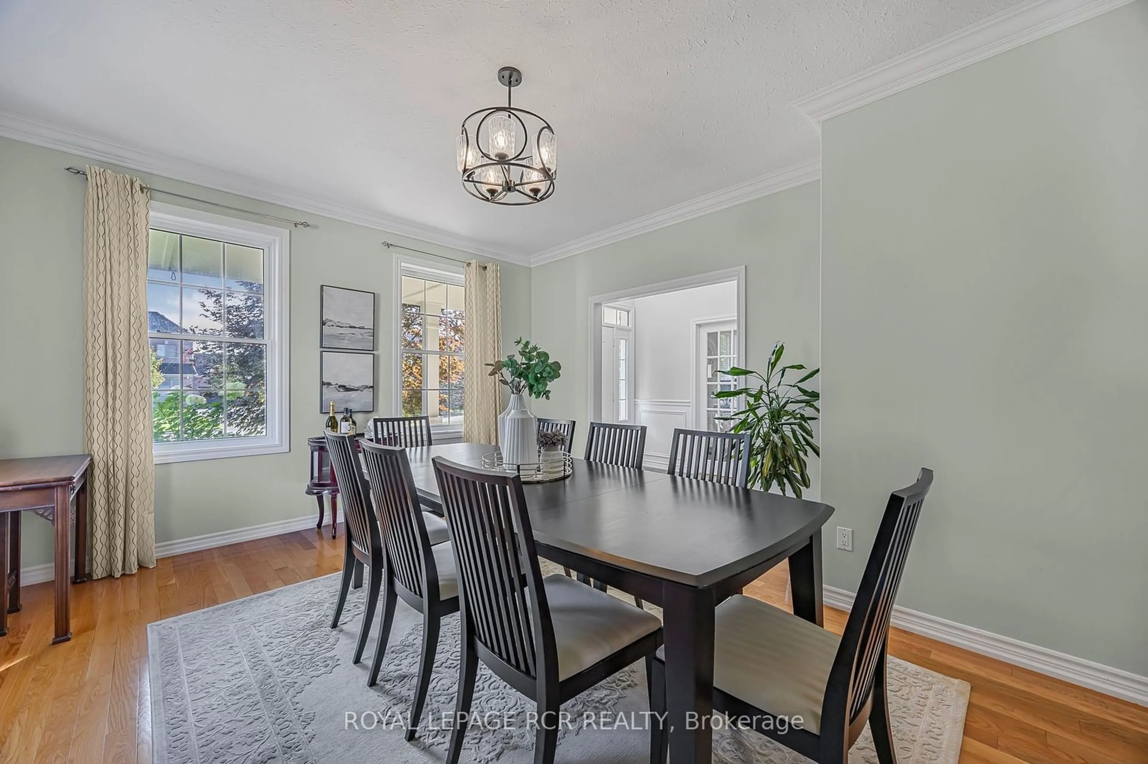 Dining room, wood floors for 713094 1st Line EHS Line, Mono Ontario L9W 5K4