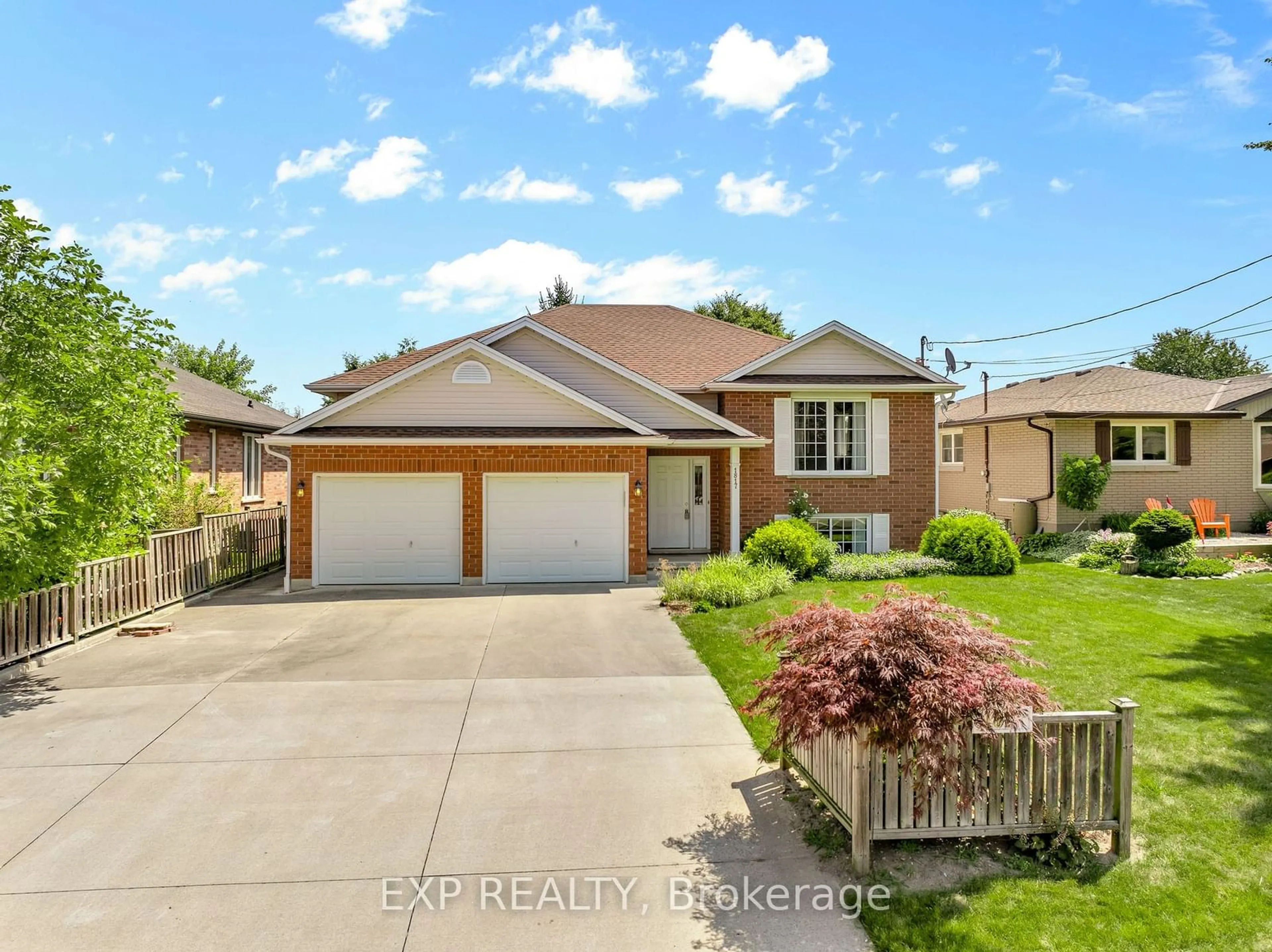 Frontside or backside of a home, the street view for 1817 FOUR MILE CREEK Rd, Niagara-on-the-Lake Ontario L0S 1J0