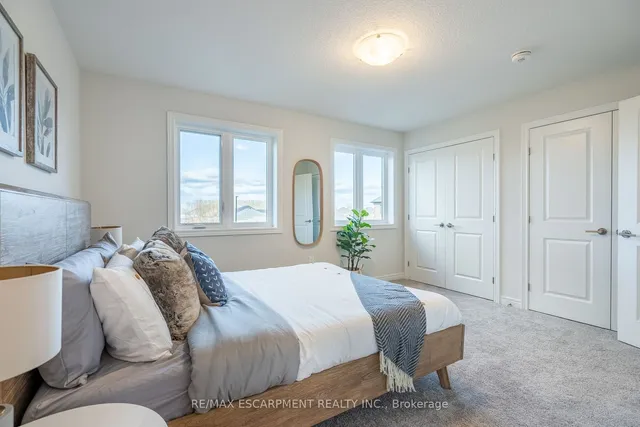 Additional property image - 2620 Binbrook Rd Unit 210