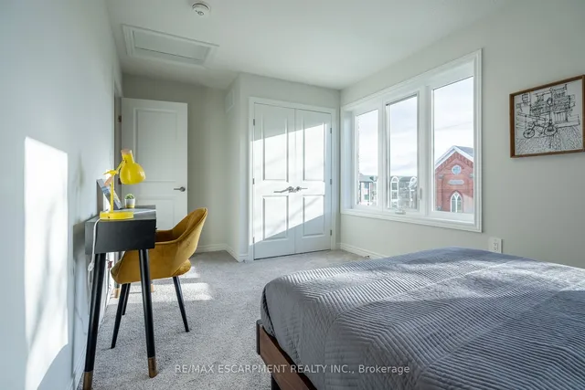 Additional property image - 2620 Binbrook Rd Unit 210
