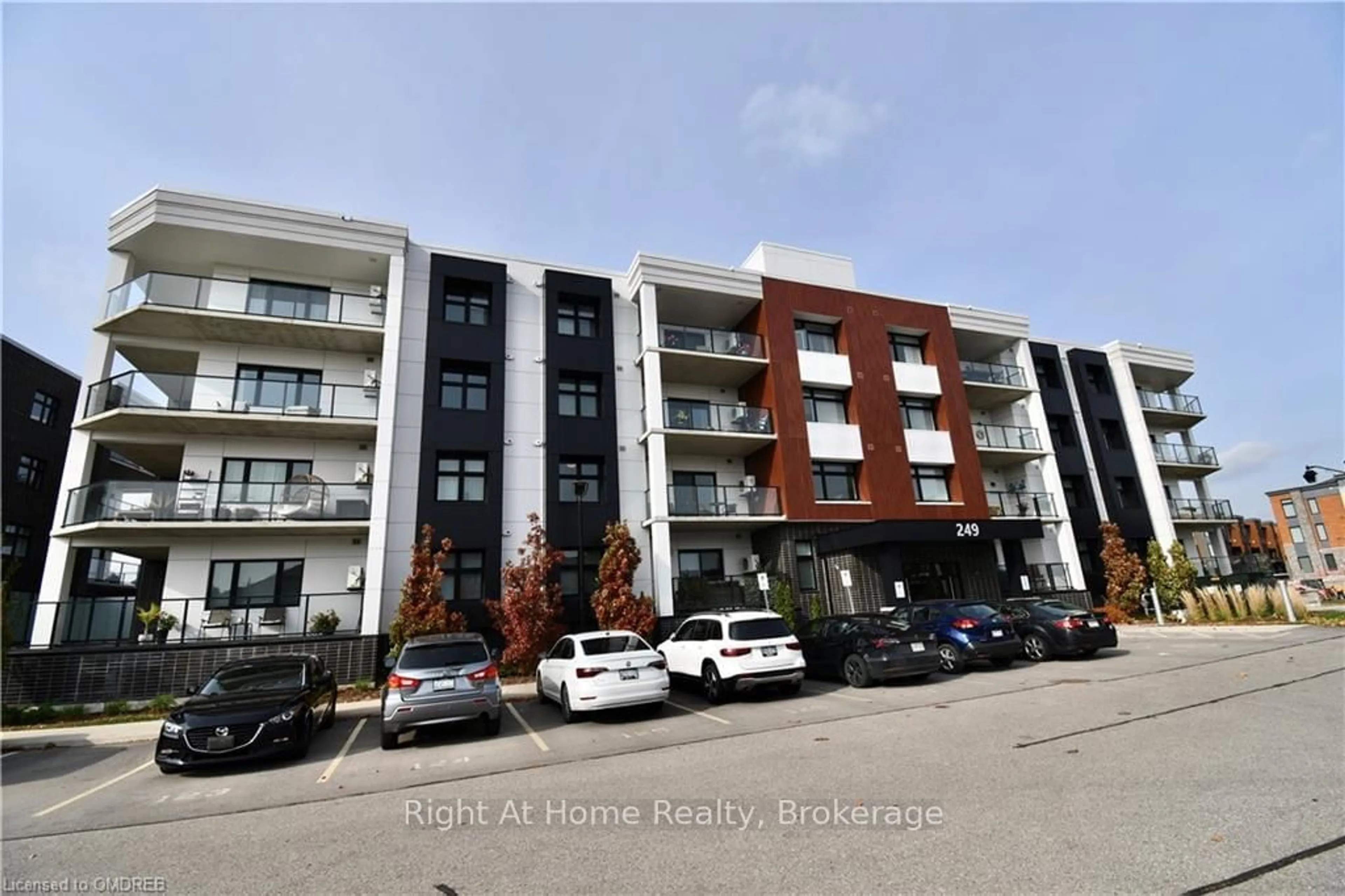 A pic from exterior of the house or condo, the front or back of building for 249 GREY SILO Rd #201, Waterloo Ontario N2K 0G8