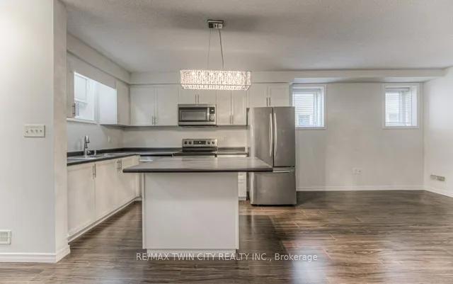 Additional property image - 228 Jessica Cres Unit A