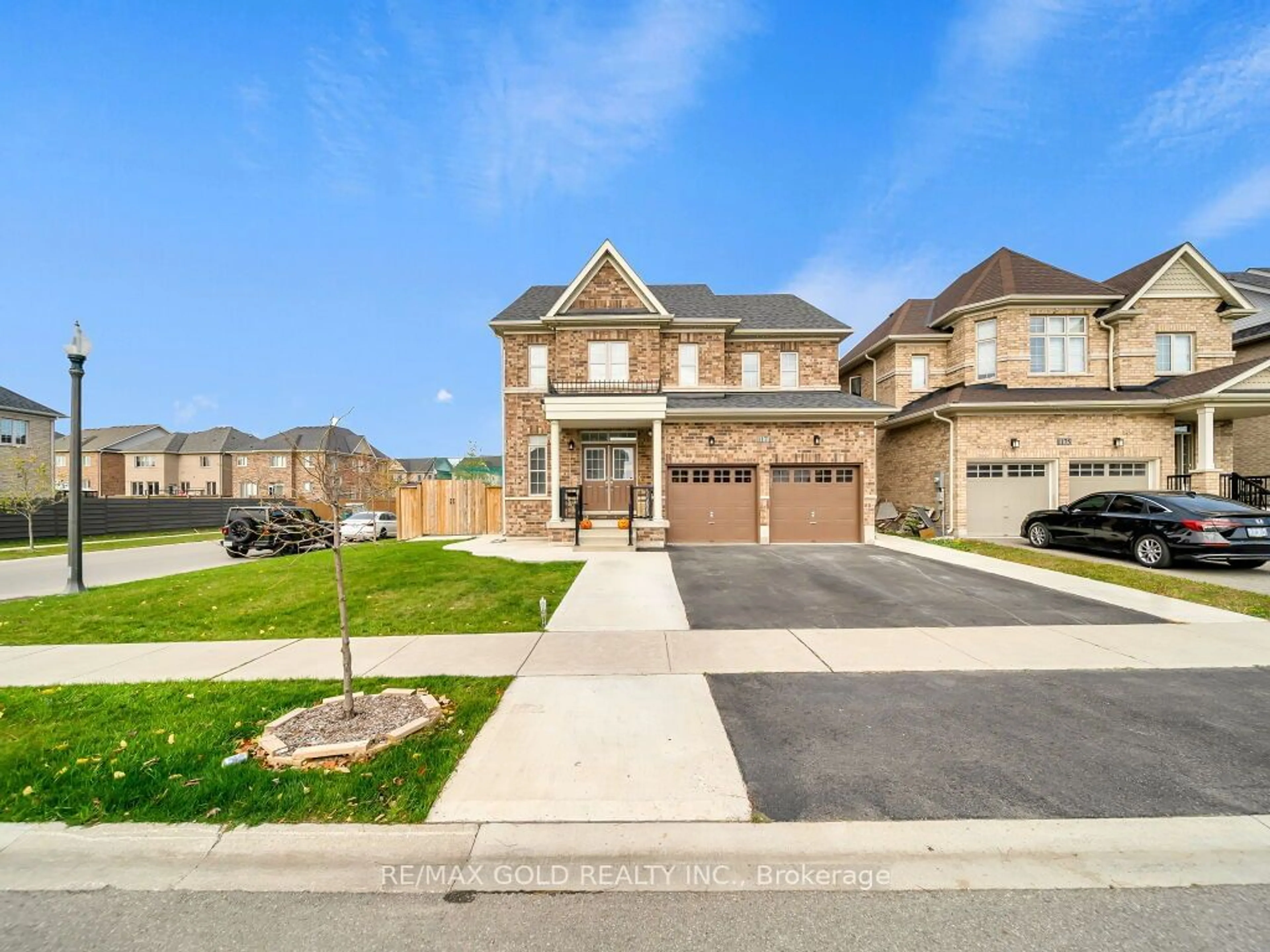 Frontside or backside of a home, the street view for 1171 Upper Thames Dr, Woodstock Ontario N4T 0L4