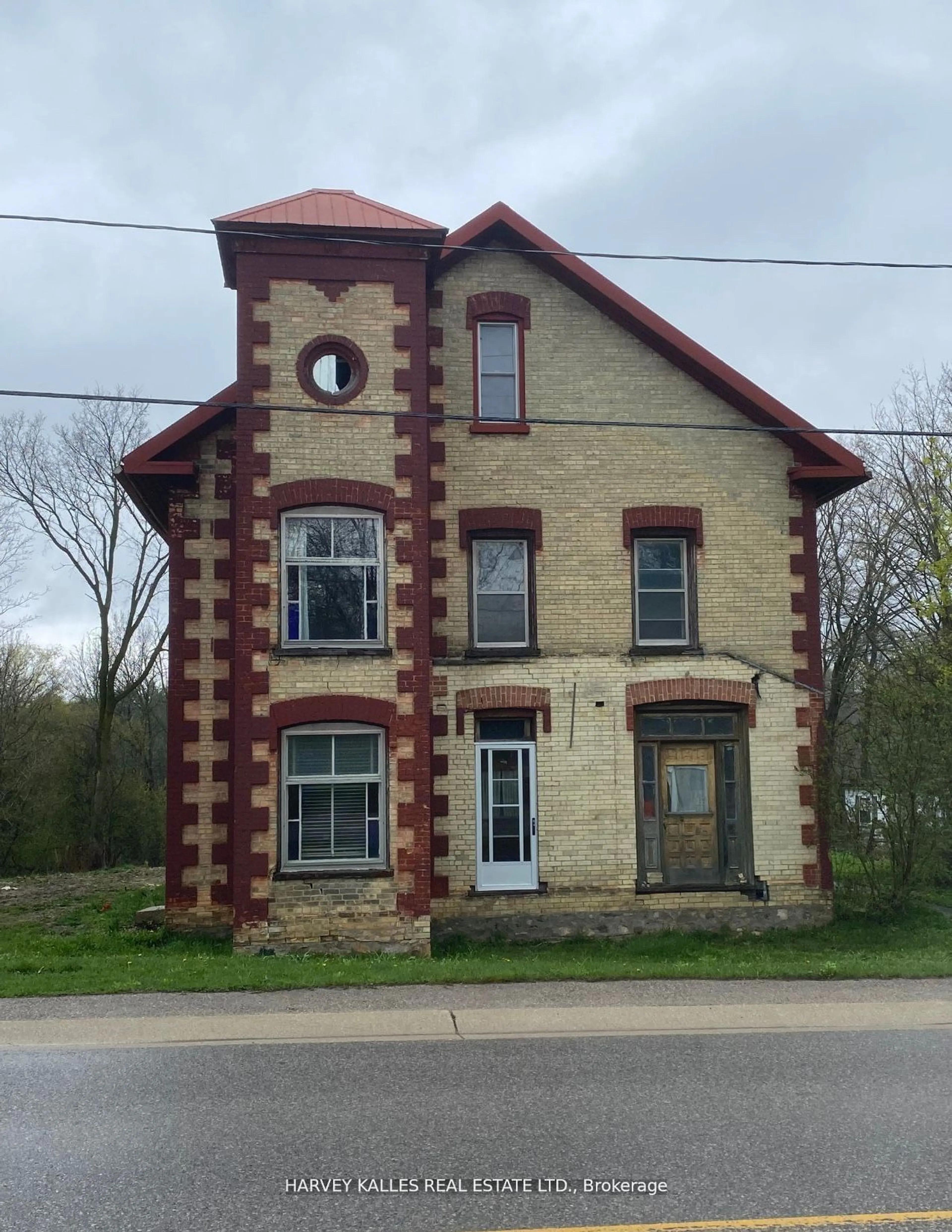 Frontside or backside of a home, the front or back of building for 14 Hillcrest St, South Bruce Ontario N0G 2S0