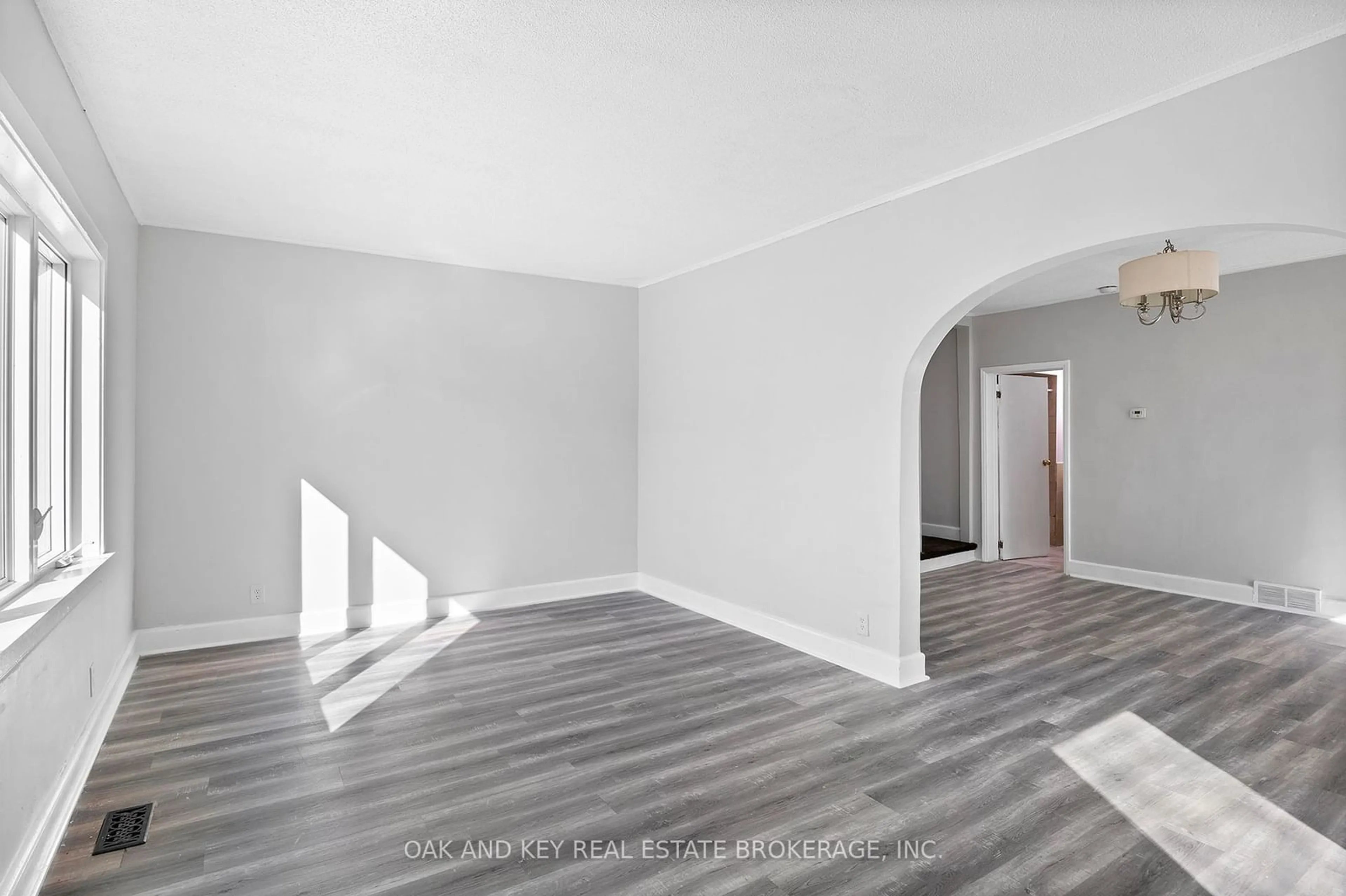 A pic of a room, wood floors for 1246 Monmouth Rd, Windsor Ontario N8Y 3M1