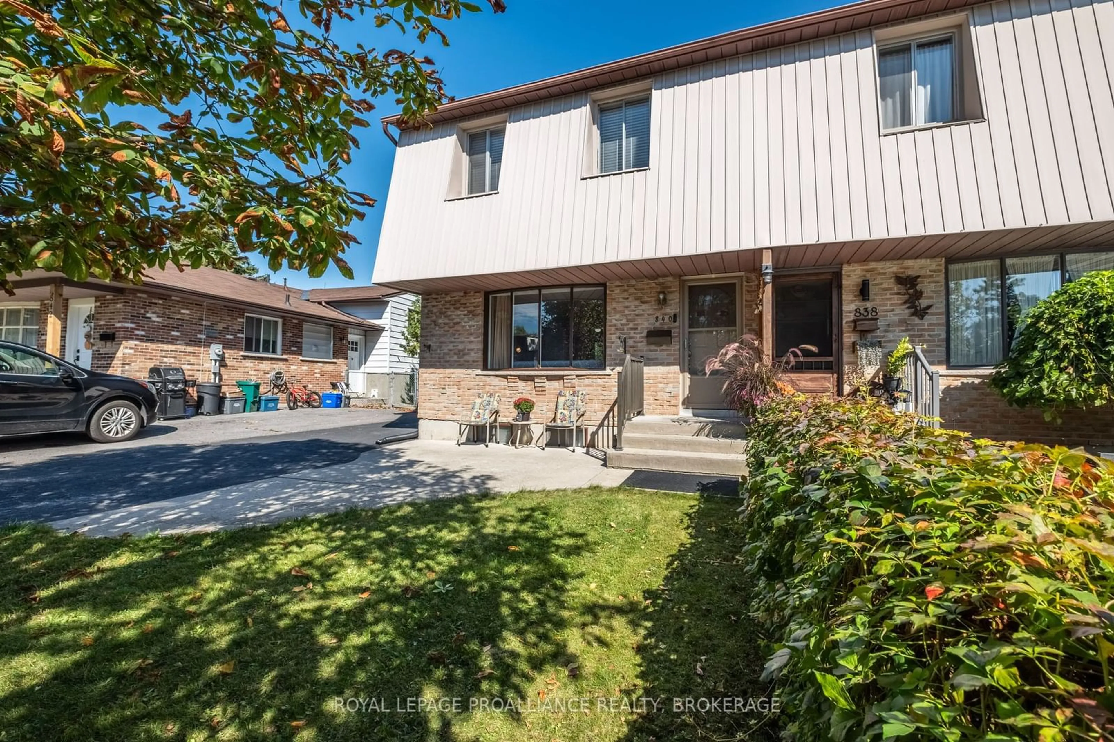 Frontside or backside of a home, cottage for 840 Milford Dr, Kingston Ontario K7P 1A8