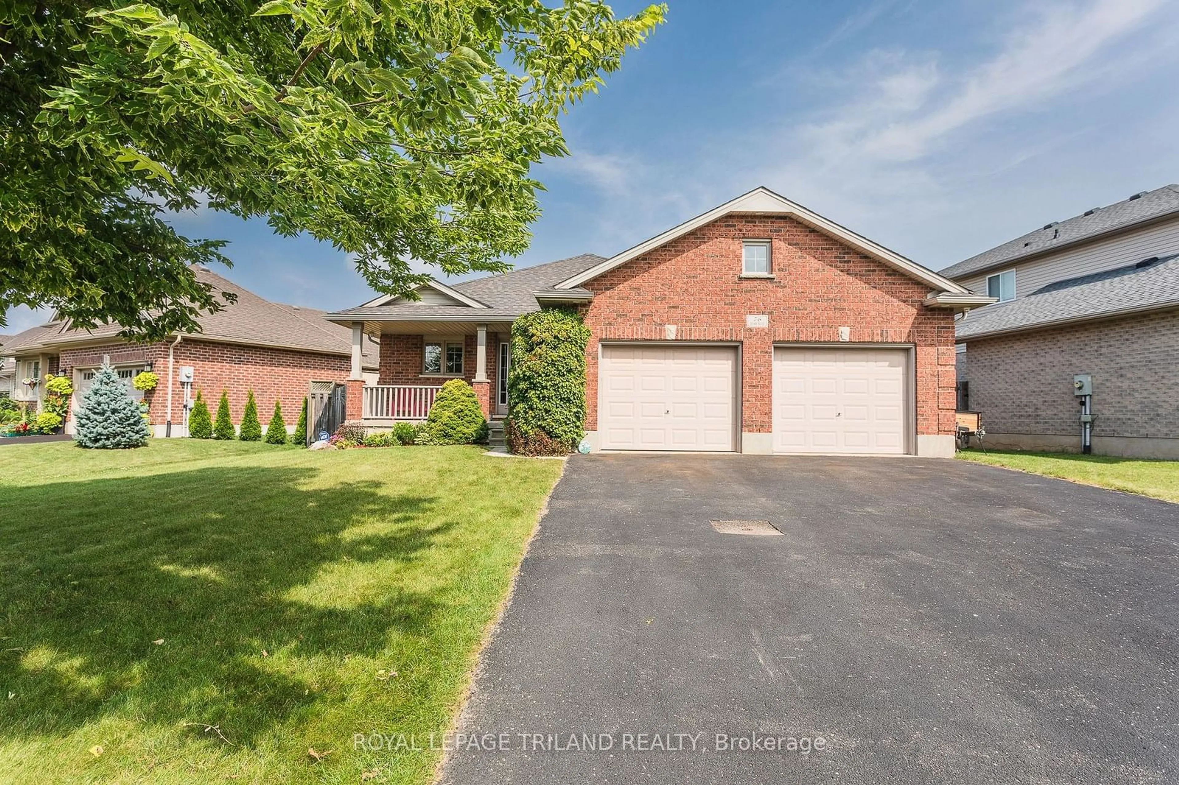 Frontside or backside of a home, the street view for 76 Shaw Blvd, Central Elgin Ontario N5P 4N8