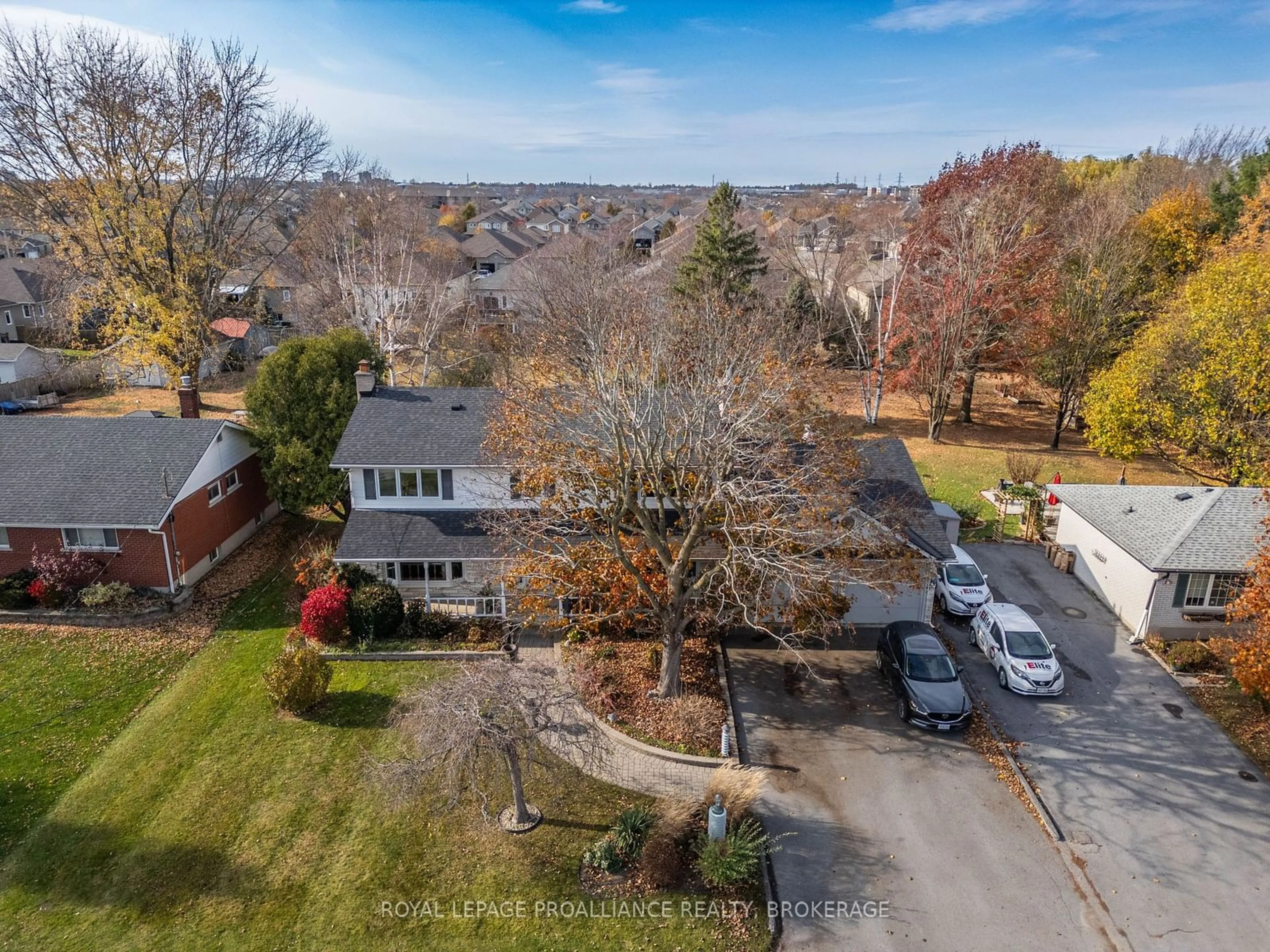 Frontside or backside of a home, the street view for 1021 Sydenham Rd, Kingston Ontario K7M 3L8