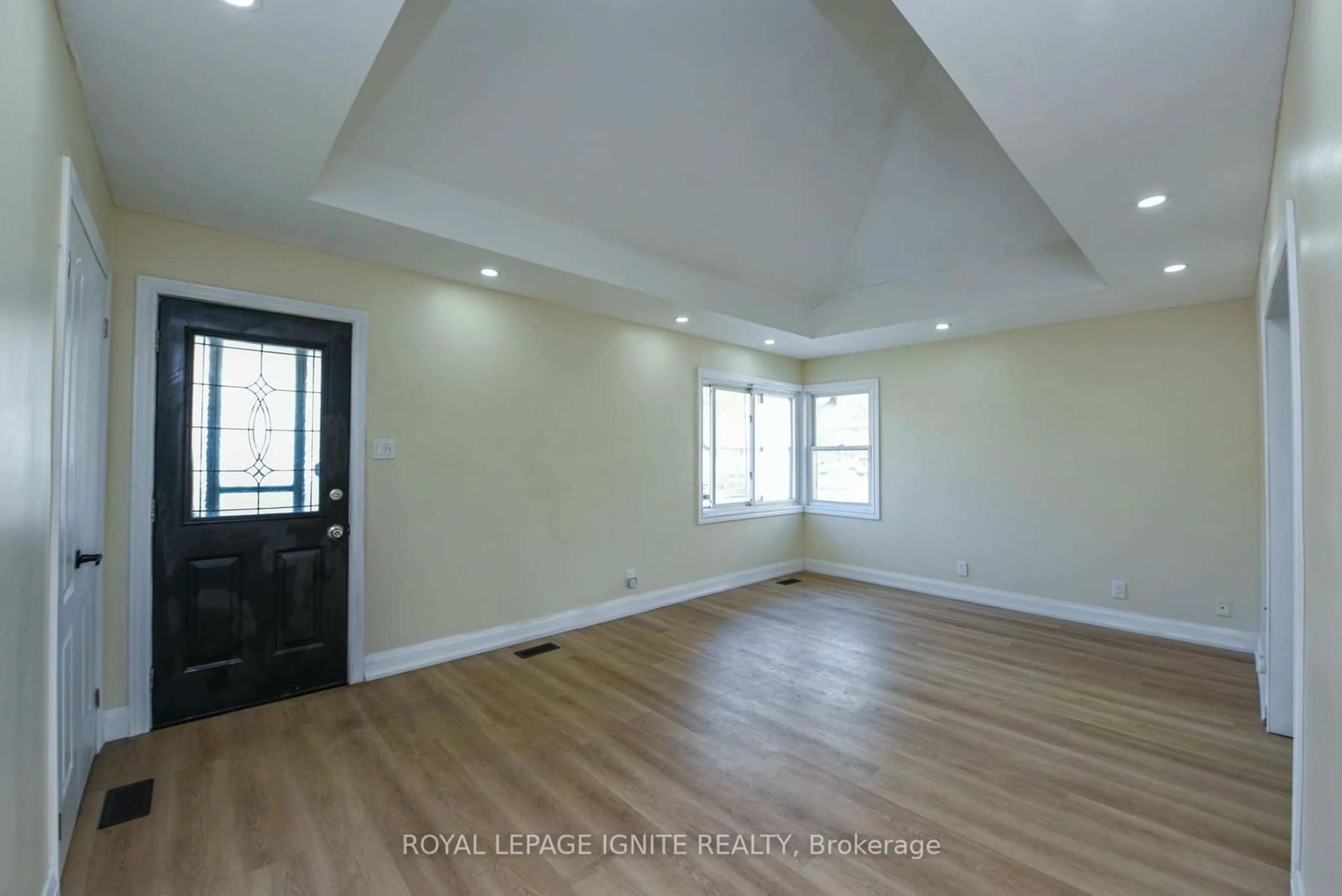 A pic of a room, wood floors for 266 Adair Ave, Hamilton Ontario L8H 6B2