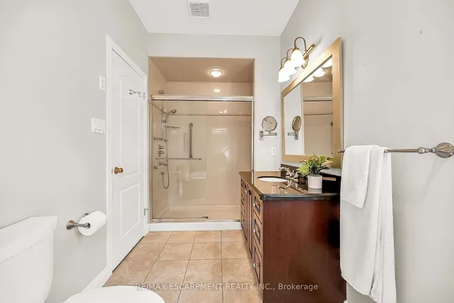 Additional property image - 91 SOUTHCREEK Crt