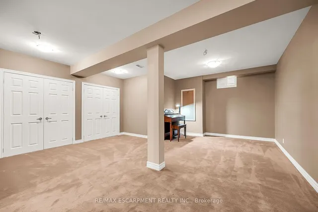 Additional property image - 91 SOUTHCREEK Crt
