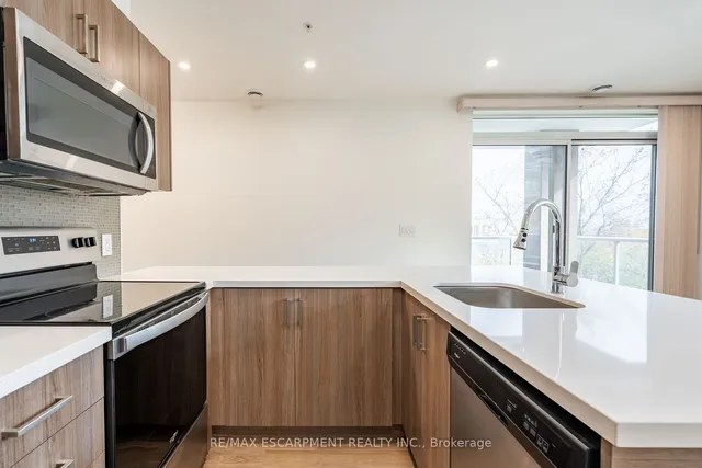 Additional property image - 467 Charlton Ave Unit 308