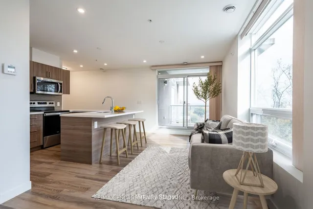 Additional property image - 467 Charlton Ave Unit 308