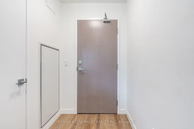 Additional property image - 467 Charlton Ave Unit 308