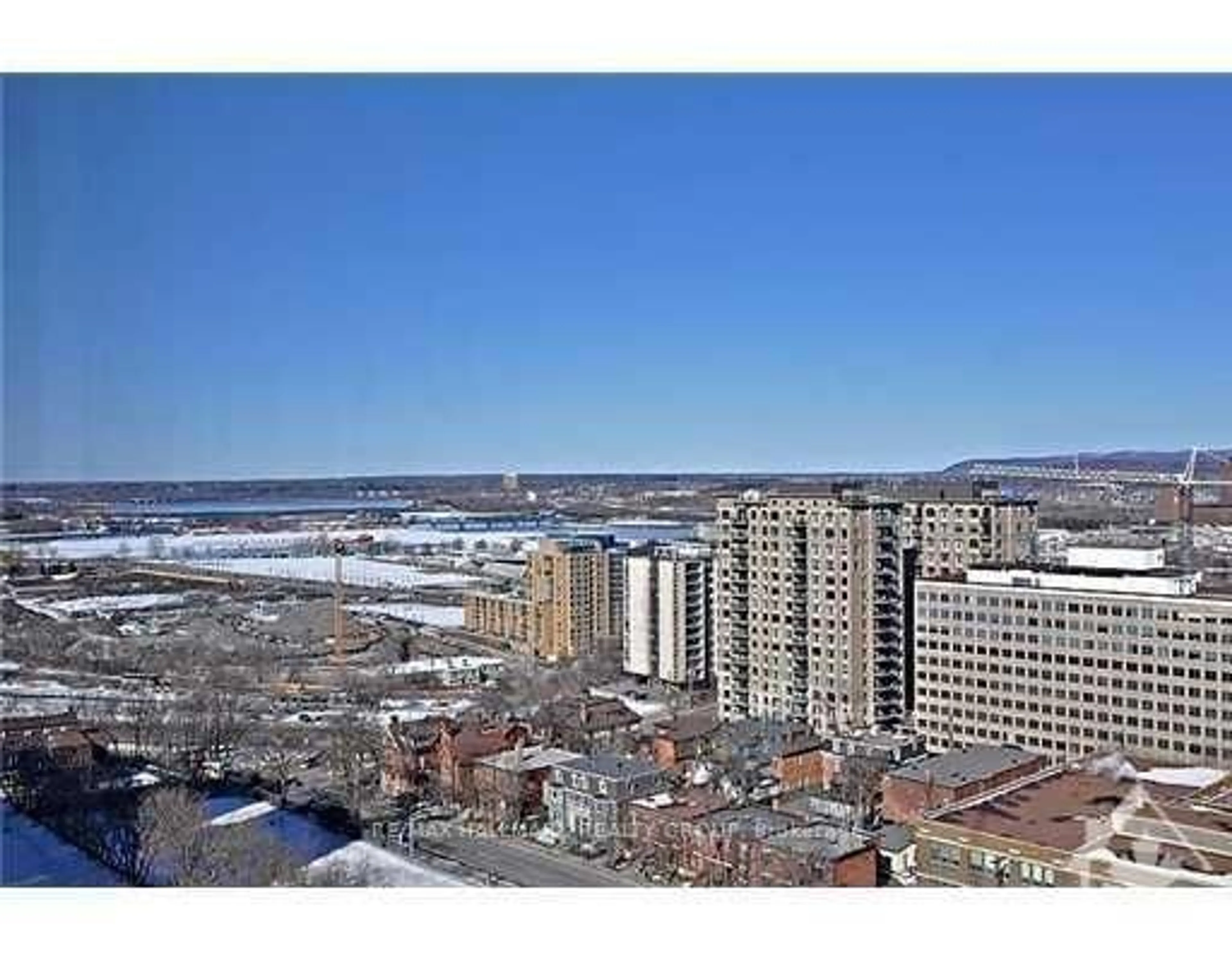 A pic from exterior of the house or condo, the view of city buildings for 500 LAURIER Ave #2205, Ottawa Centre Ontario K1R 5E1