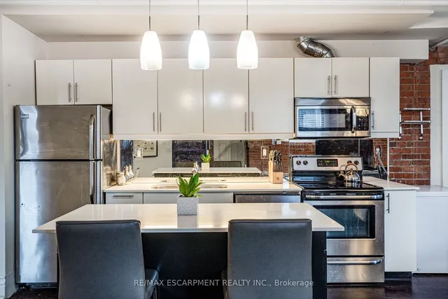 Additional property image - 200 STINSON St Unit 104