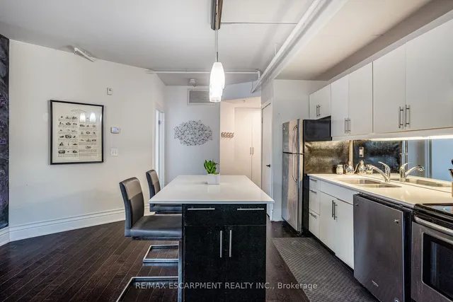 Additional property image - 200 STINSON St Unit 104