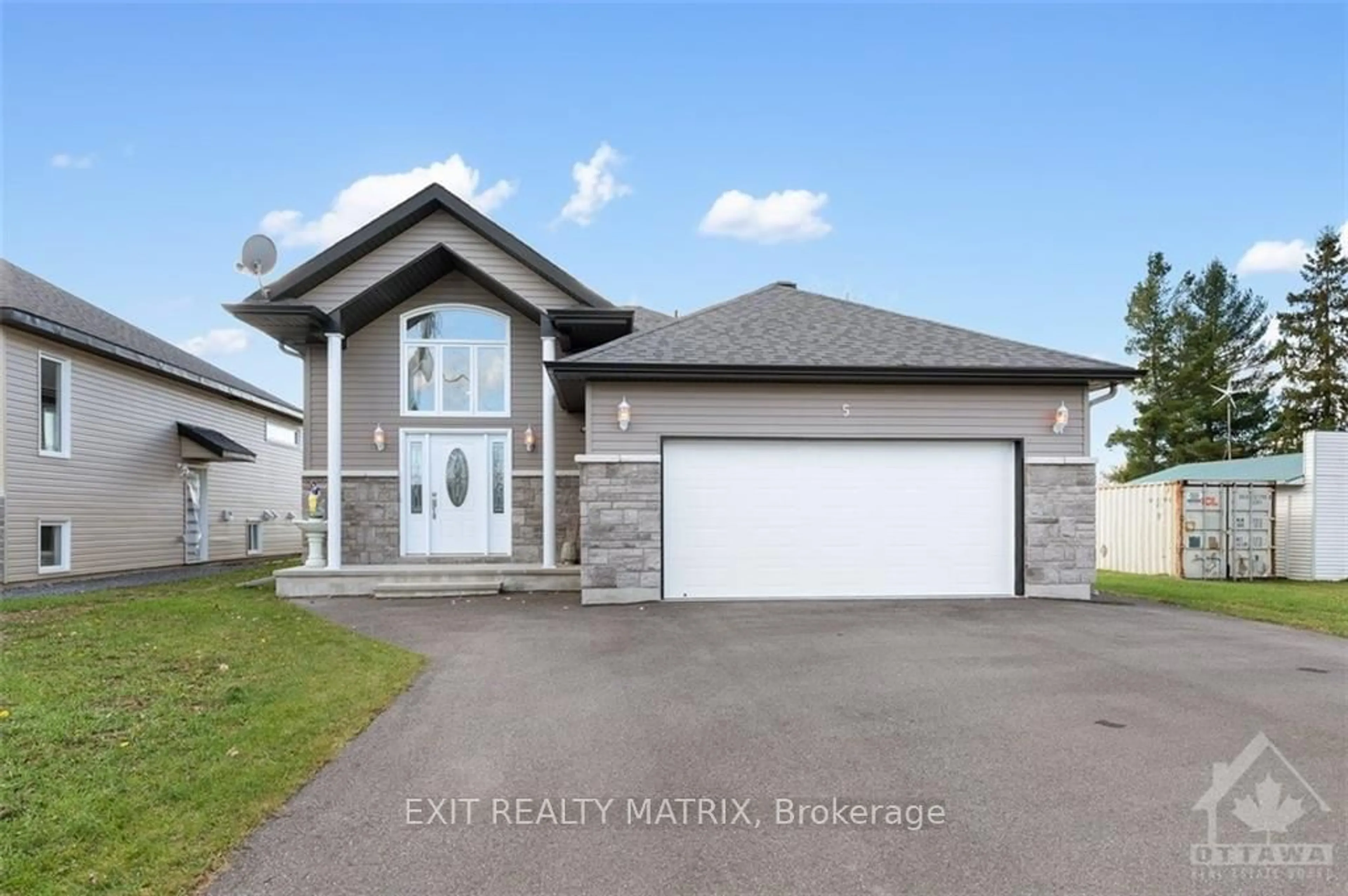 Frontside or backside of a home, the street view for 5 LAMOUREUX St, The Nation Ontario K0C 2B0