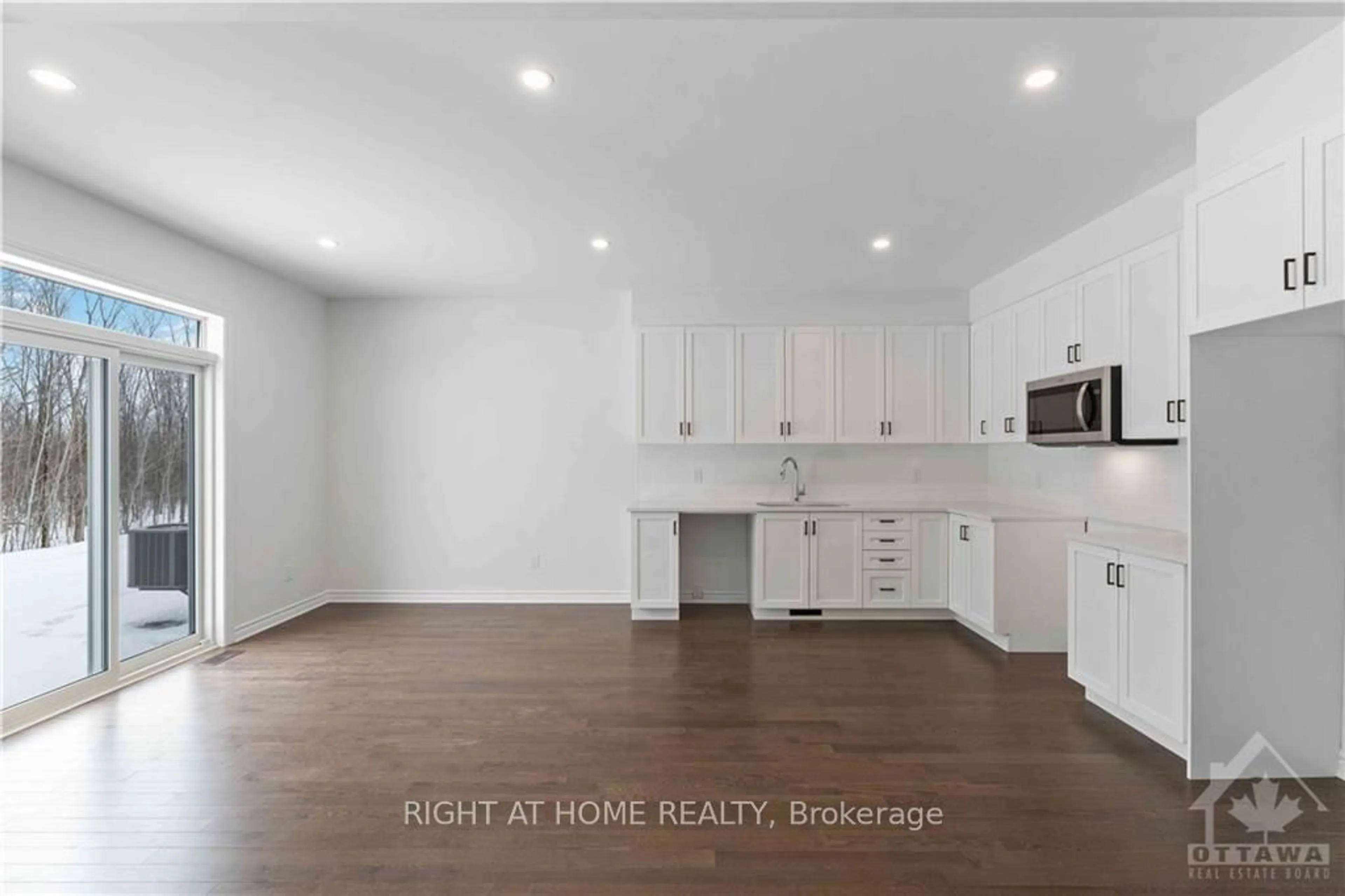 A pic of a room, wood floors for 653 PERSIMMON Way, Orleans - Convent Glen and Area Ontario K1W 0T3