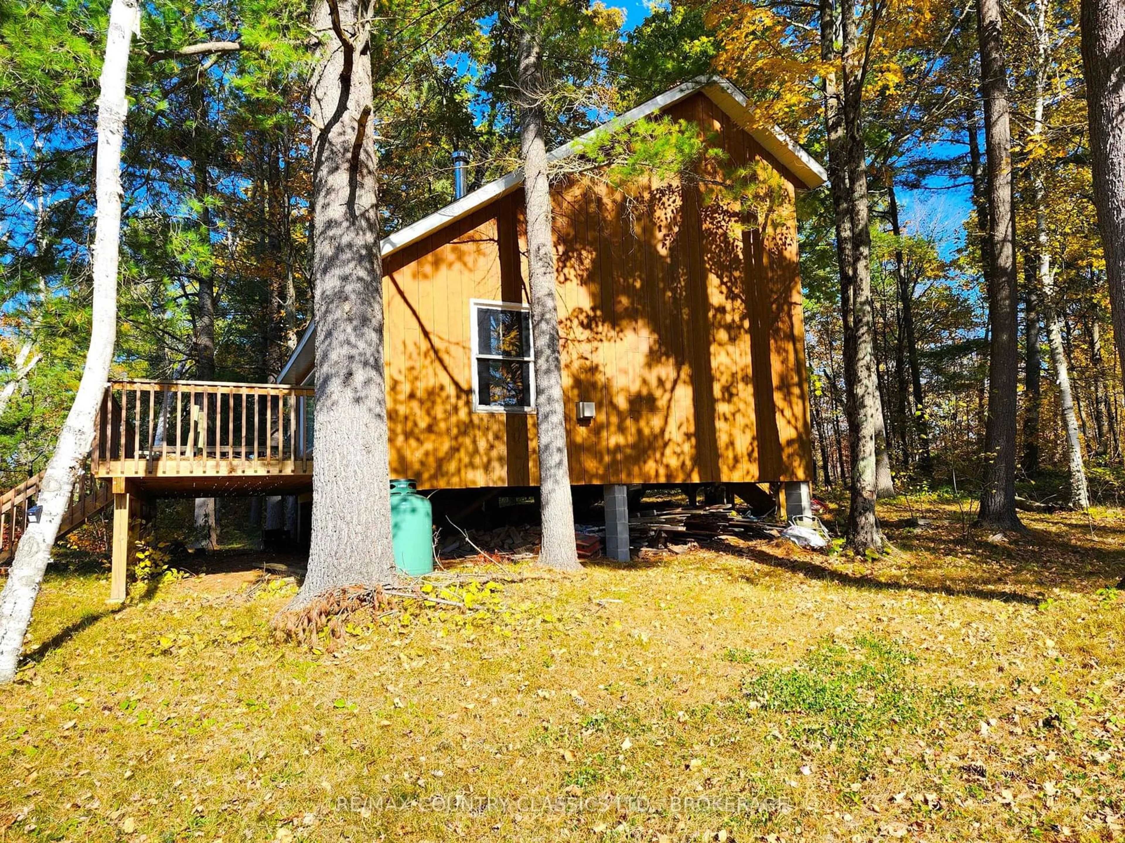 Frontside or backside of a home, cottage for 1116 Greer Rd, North Frontenac Ontario K0H 1J0