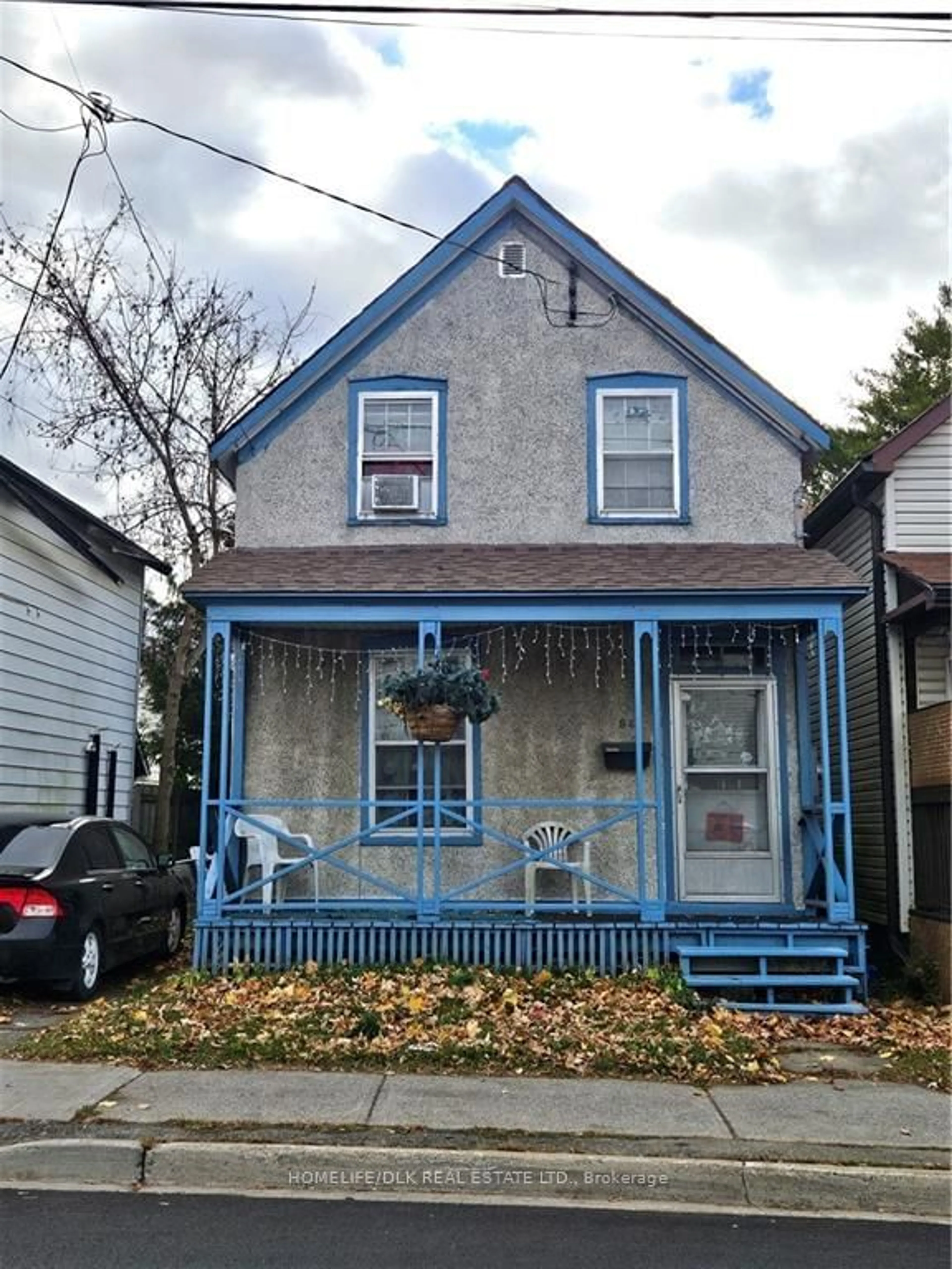 Frontside or backside of a home, cottage for 94 Perth St, Brockville Ontario K6V 5C9