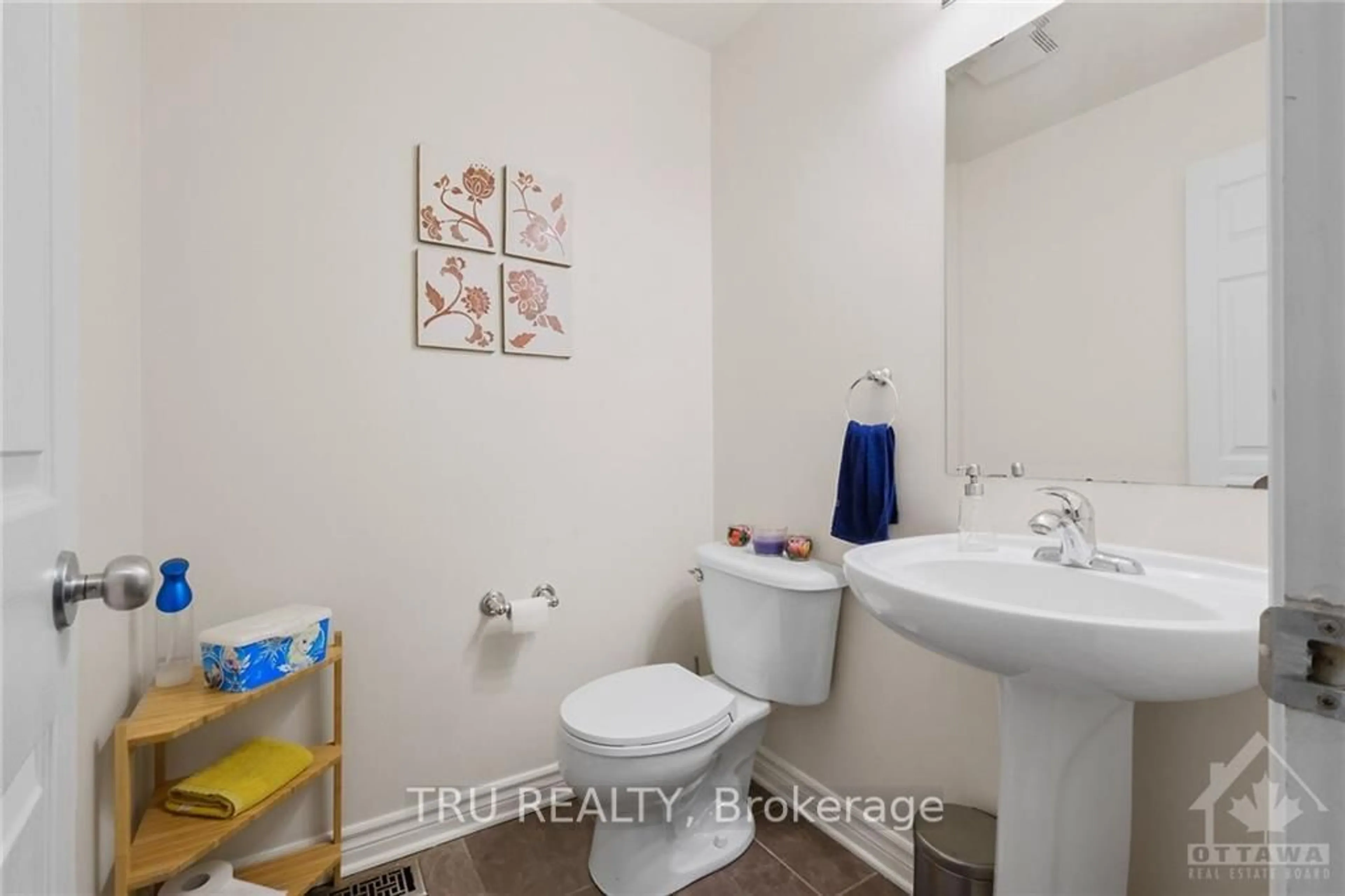 Standard bathroom for 238 SERENA Way, Barrhaven Ontario K2G 4P6