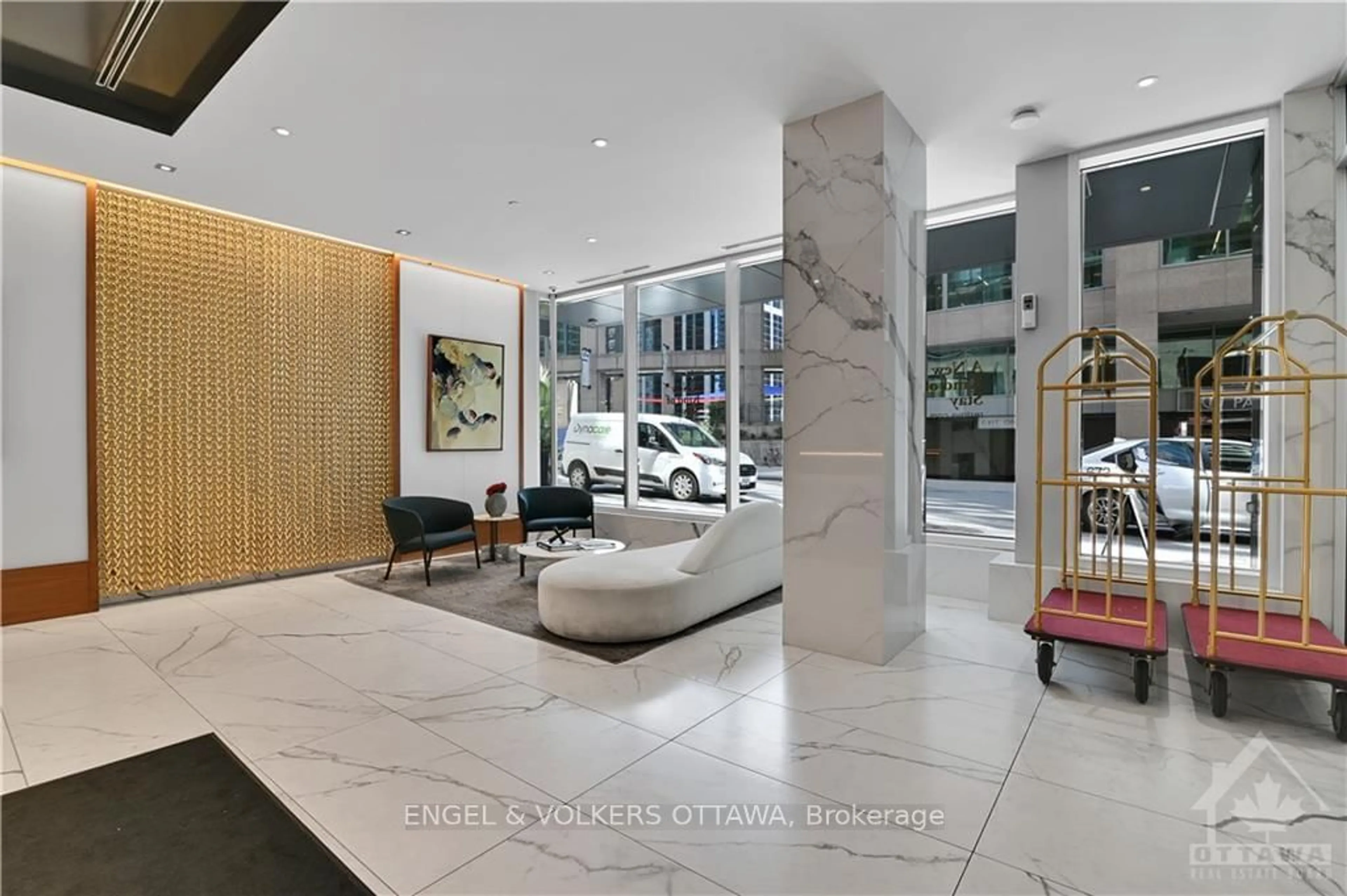 Indoor lobby, ceramic floors for 101 QUEEN St #807, Ottawa Centre Ontario K1P 0B7