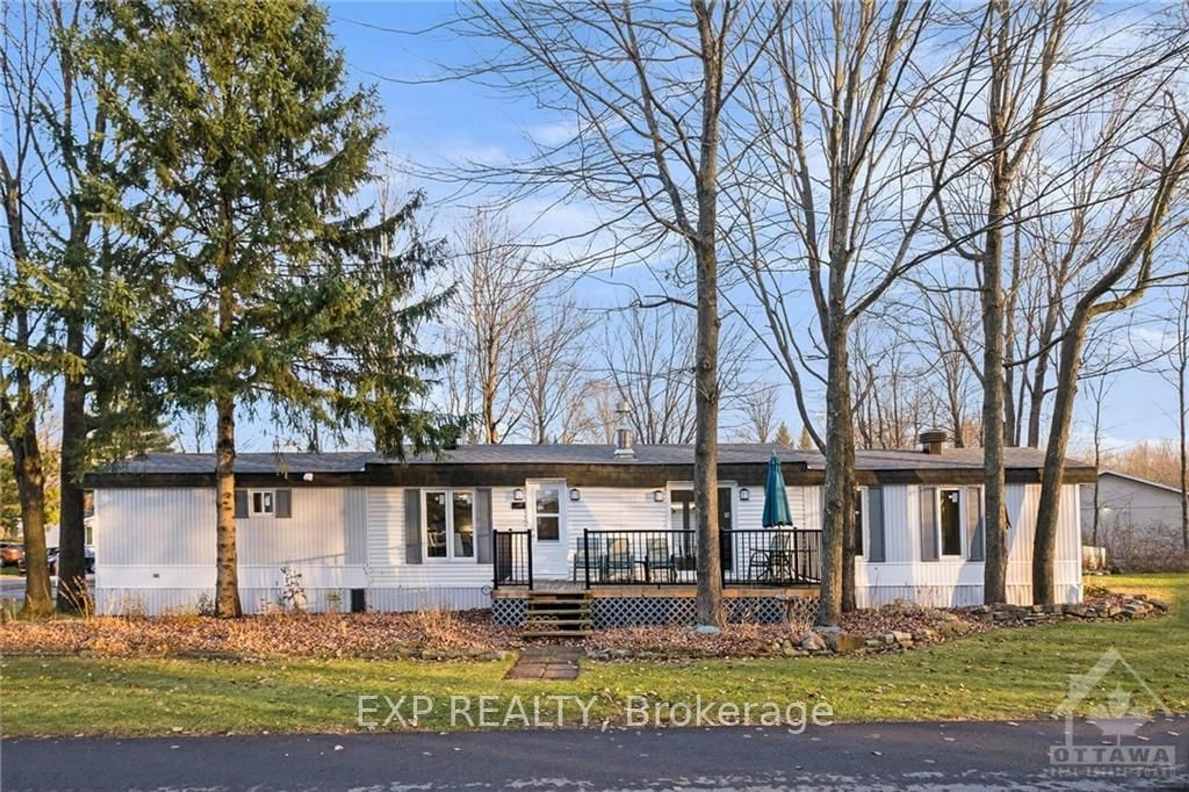 A pic from exterior of the house or condo, the front or back of building for 1056 TEENA COLLEEN, Greely - Metcalfe - Osgoode - Vernon and Area Ontario K4P 1C6