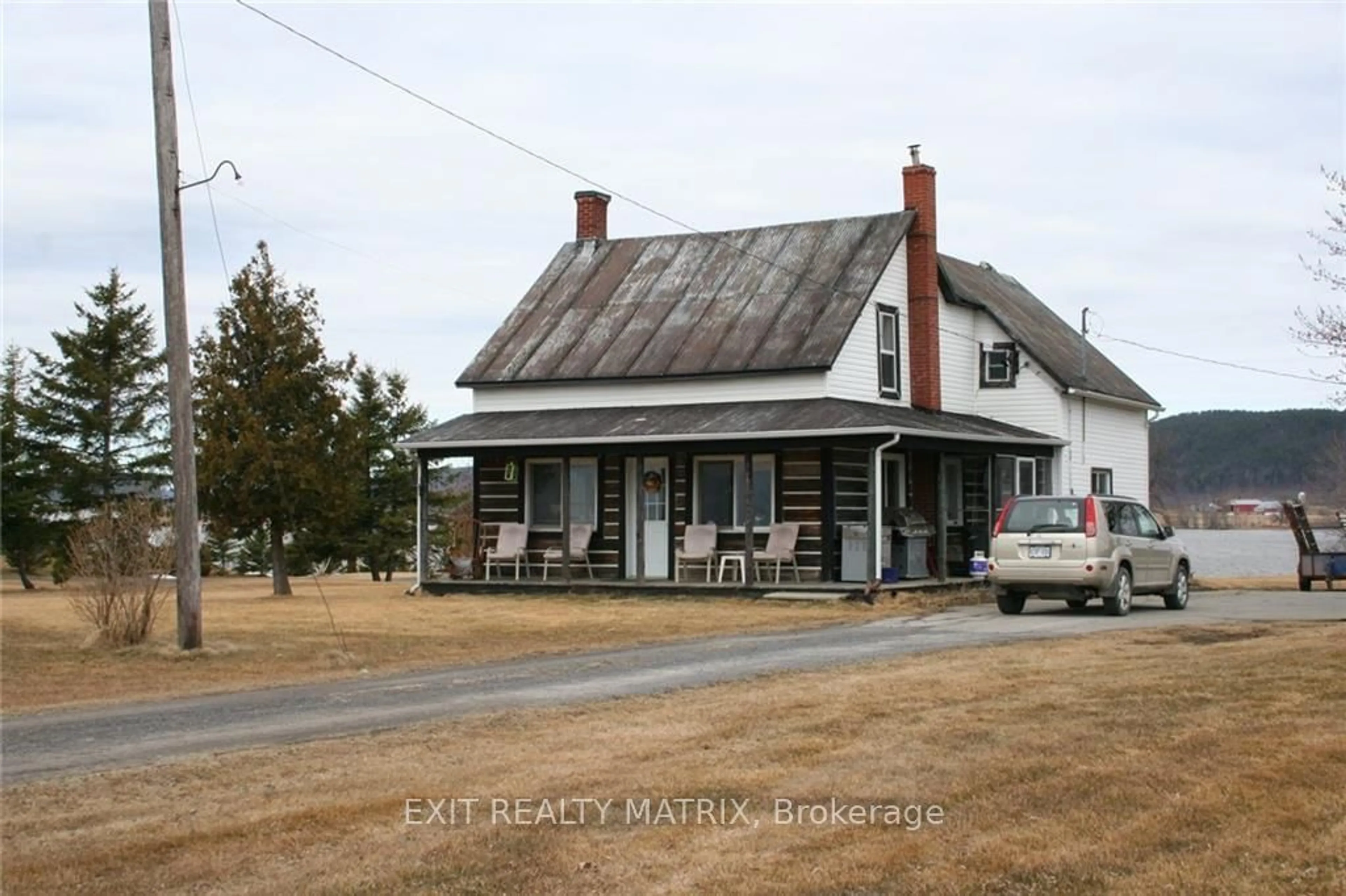 Frontside or backside of a home, cottage for 337 DOMAINE Rd, Alfred and Plantagenet Ontario K0B 1J0