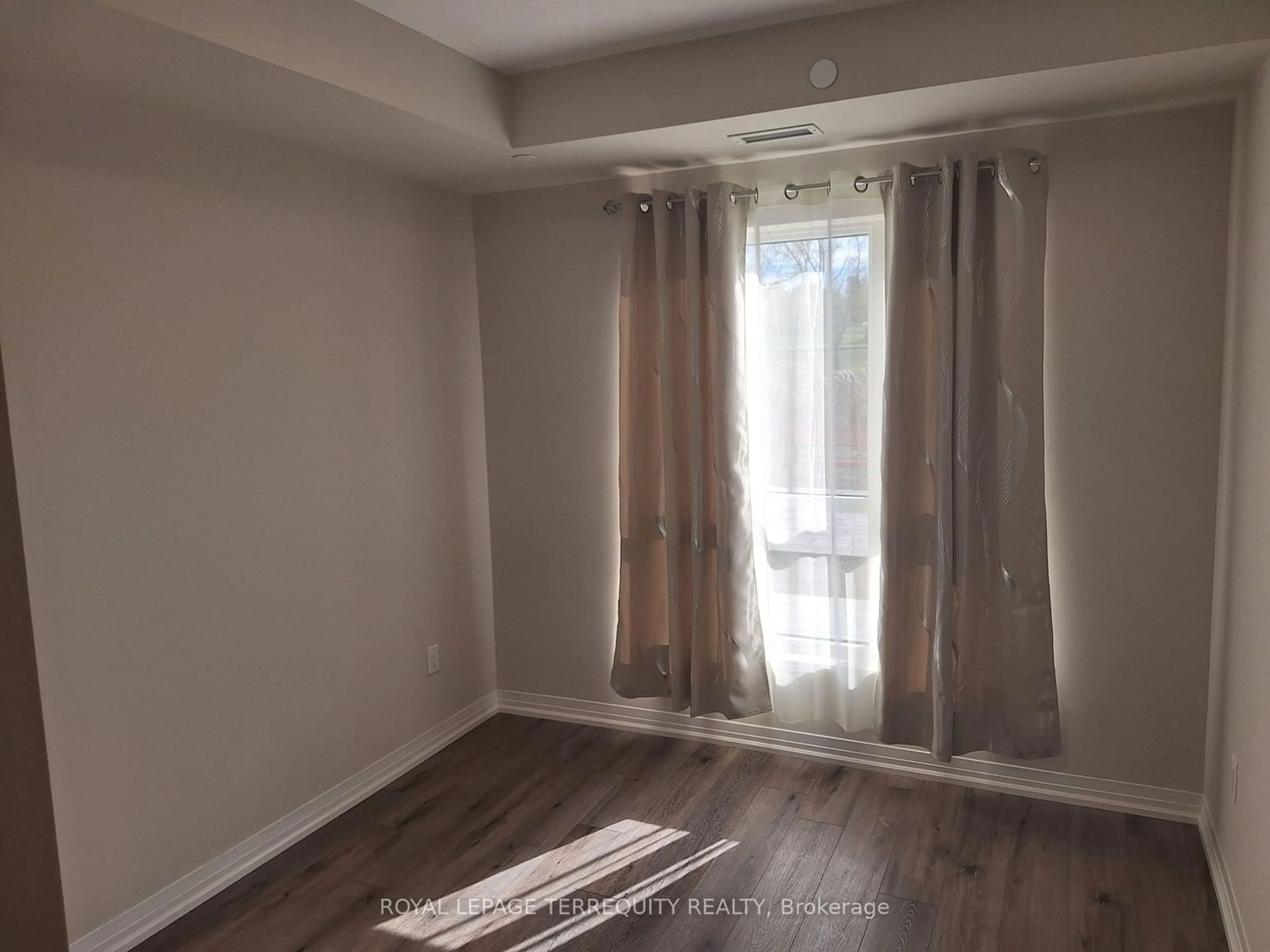 A pic of a room, not visible floor for 50 Herrick Ave #GL 05, St. Catharines Ontario L2P 0G3