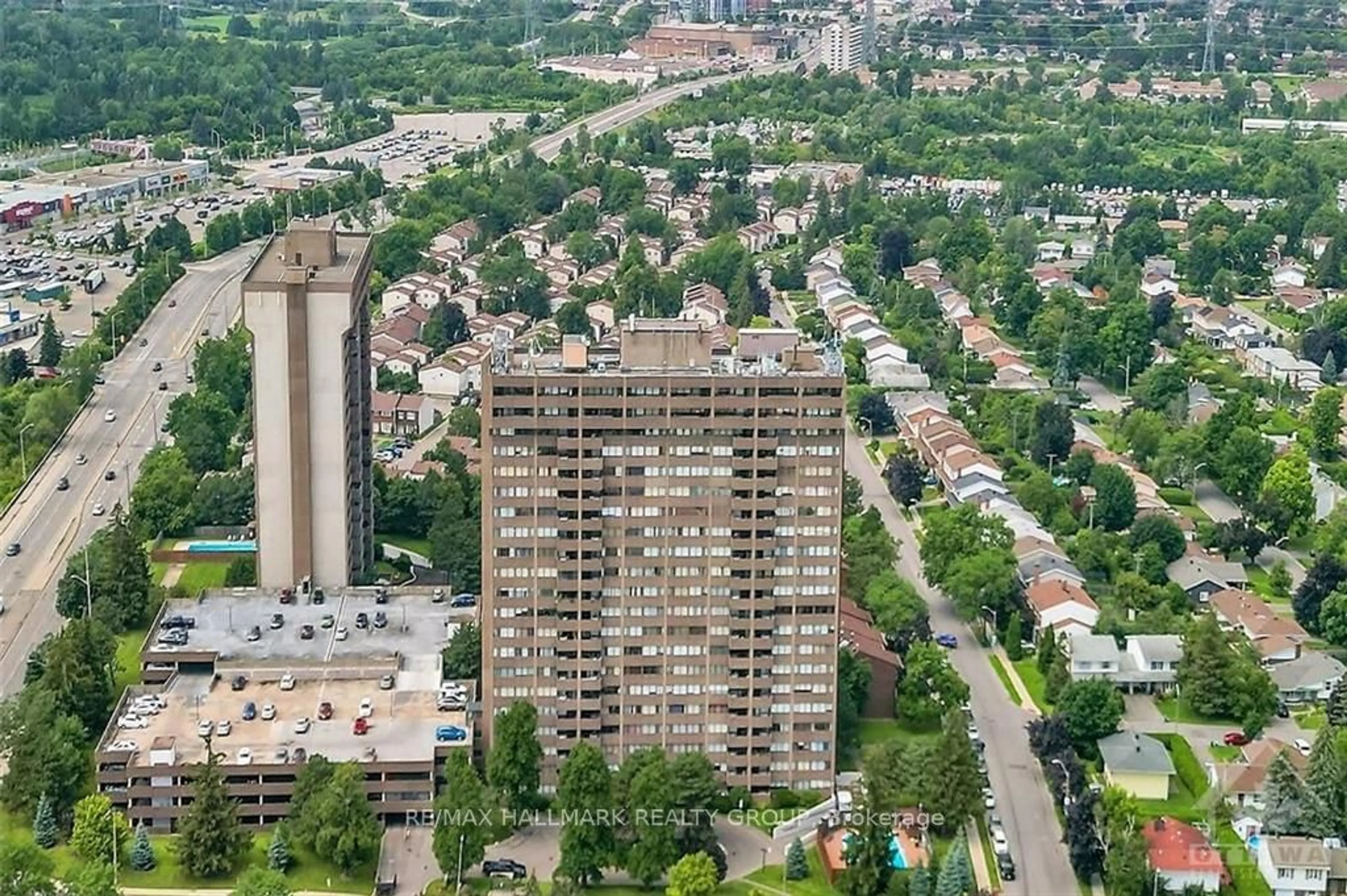 A pic from exterior of the house or condo, the view of city buildings for 1285 CAHILL Dr #907, Hunt Club - South Keys and Area Ontario K1V 9A7