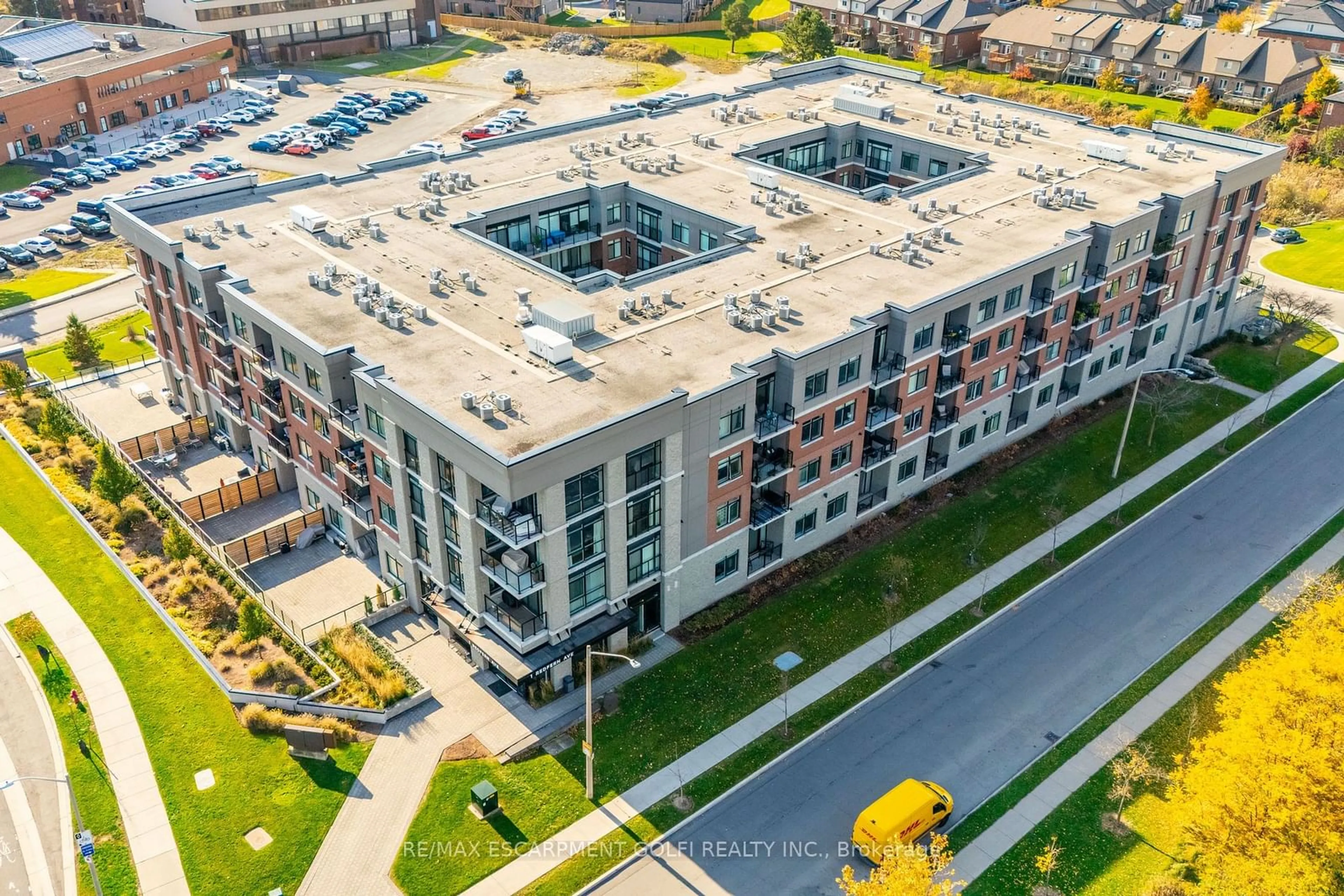 A pic from exterior of the house or condo, the front or back of building for 1 Redfern Ave #102, Hamilton Ontario L9C 7S6