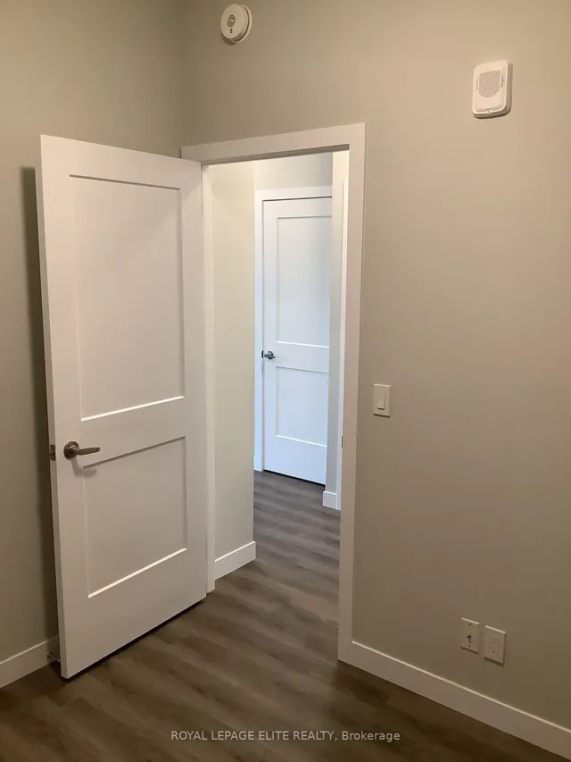 Additional property image - 15 QUEEN St Unit 1301
