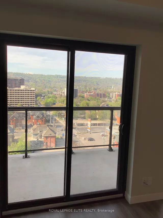 Additional property image - 15 QUEEN St Unit 1301