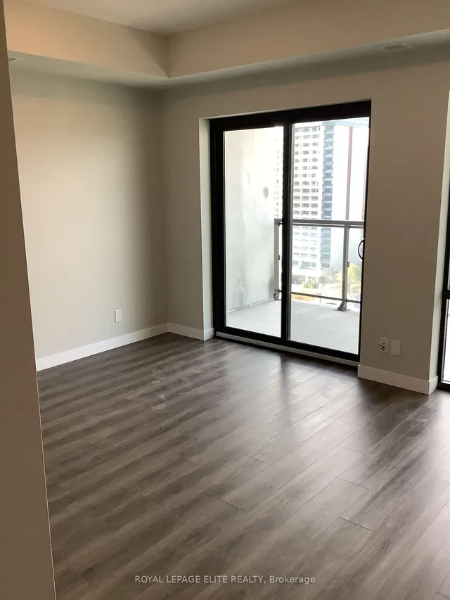 Additional property image - 15 QUEEN St Unit 1301