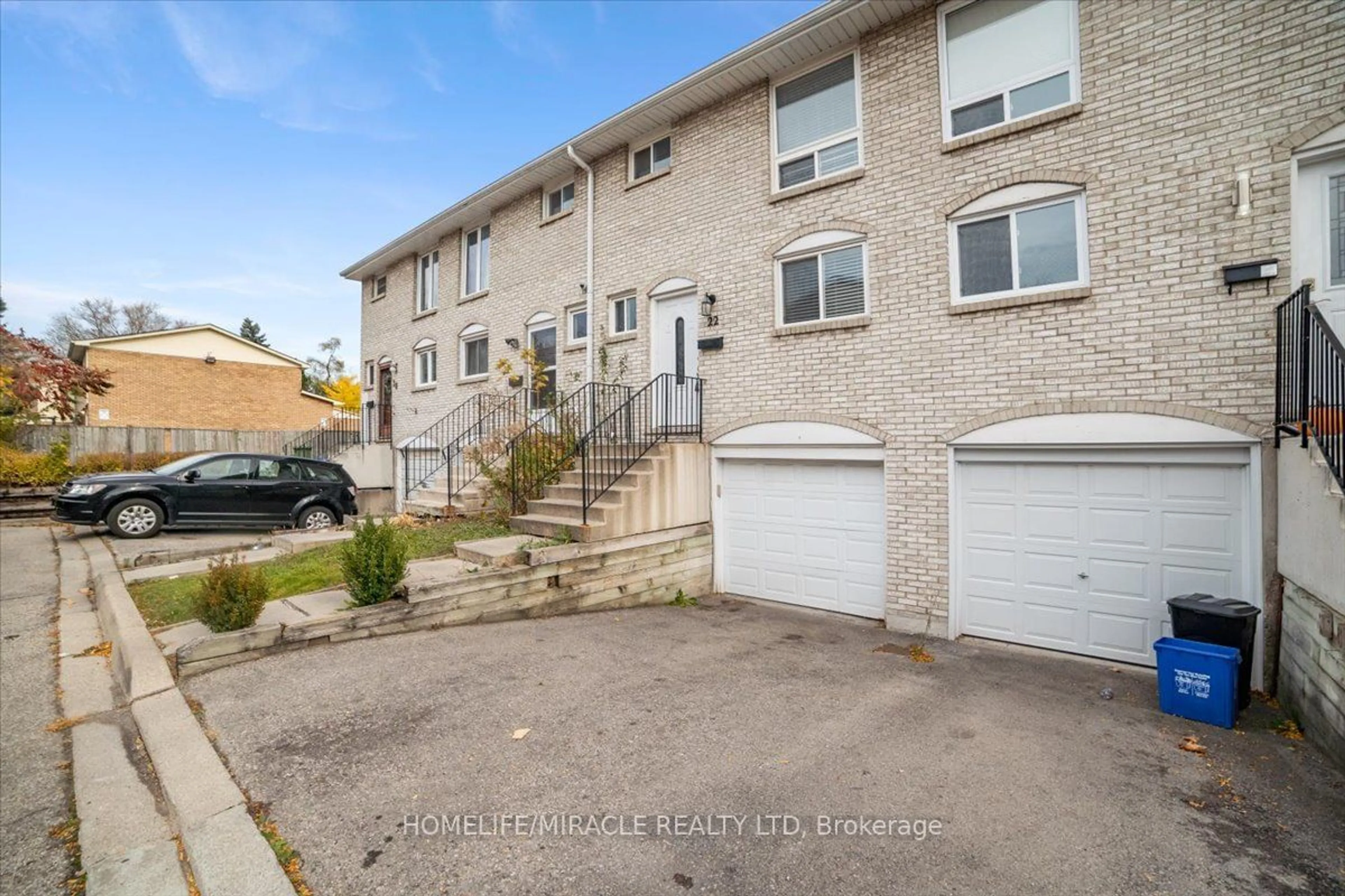 A pic from exterior of the house or condo, the street view for 120 Quigley Rd #22, Hamilton Ontario L8K 6L4