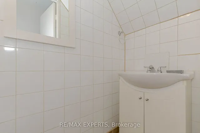 Additional property image - 34 Bow Valley Dr Unit 9