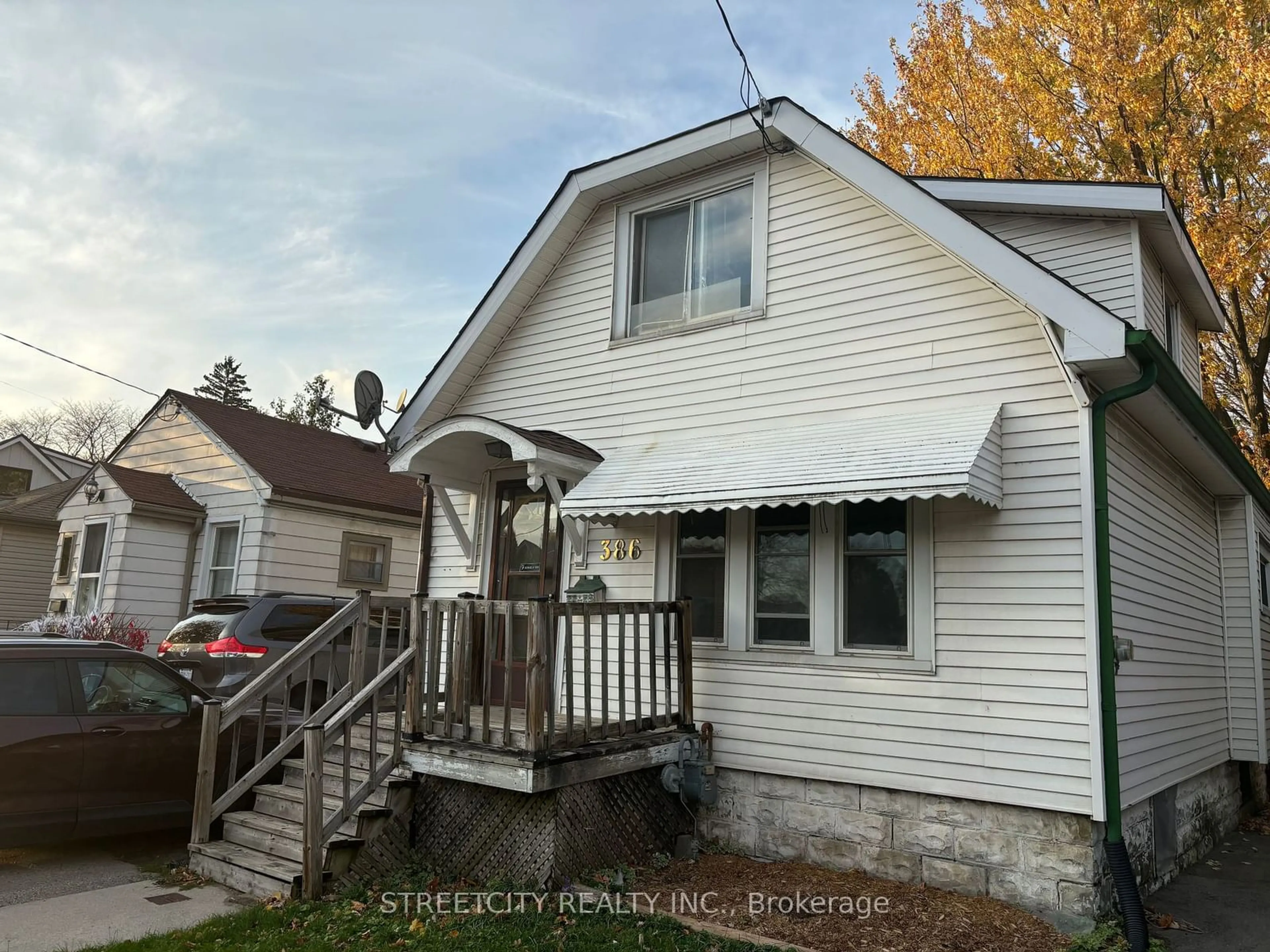 Frontside or backside of a home, cottage for 386 Mornington Ave, London Ontario N5Y 3C6