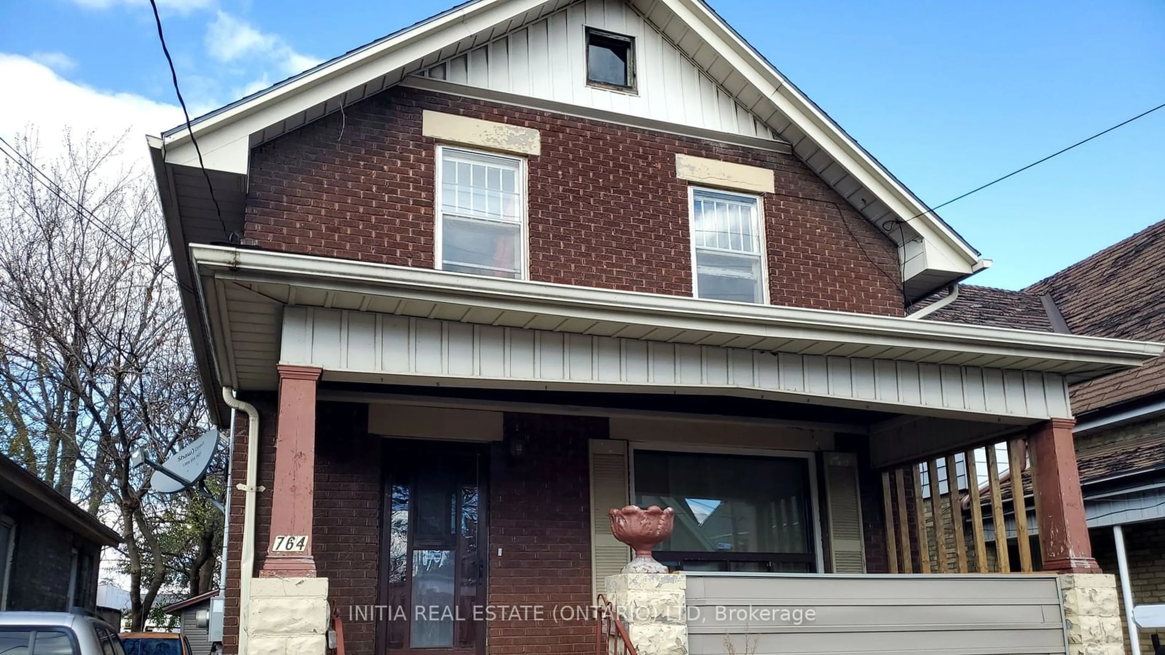 Home with brick exterior material for 764 King St, London Ontario N5W 2X4